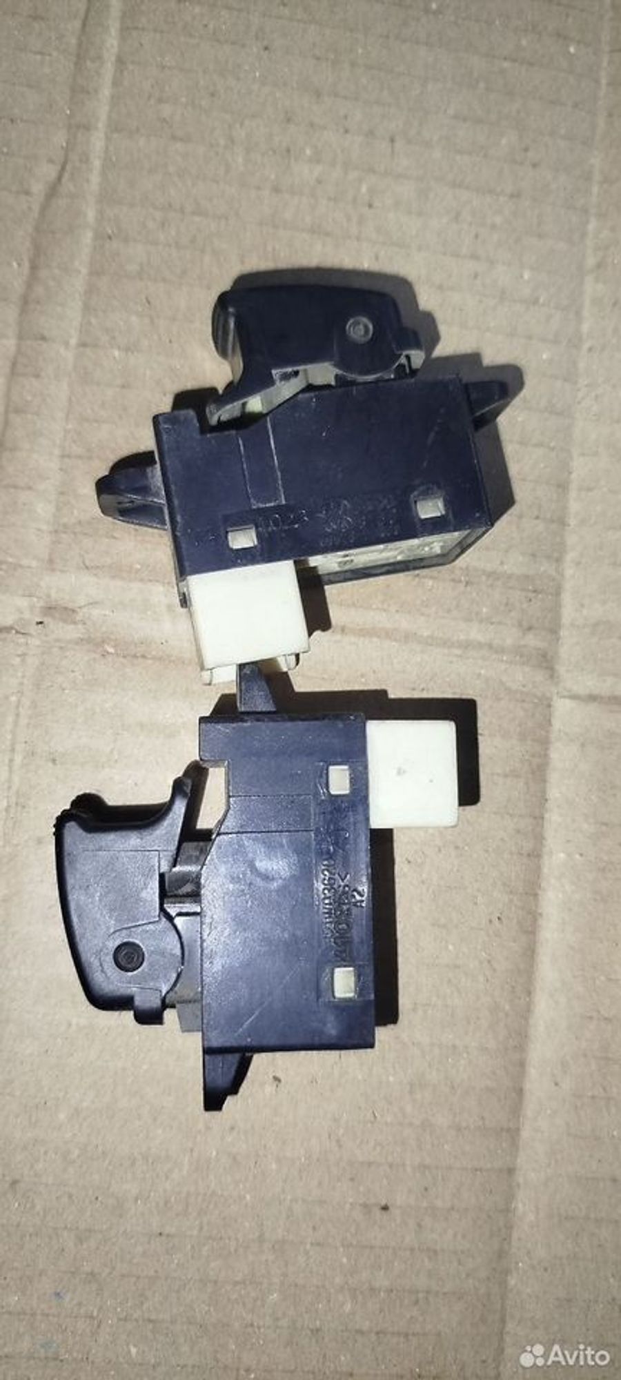 https://ycs.partsauto.market/partsauto-images/thmbs/2083c2a62fd034e59038f15de4c6b061/94366f360bcdb7c0df032169fd1baef4/d9081c8bff3a08b28dd1a0125b212c05.jpg