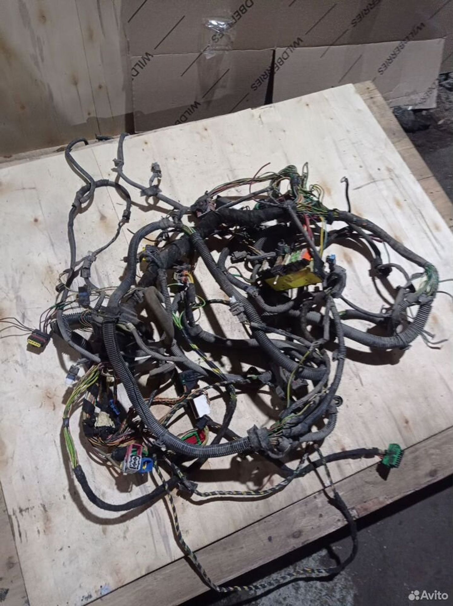 https://ycs.partsauto.market/partsauto-images/thmbs/2083c2a62fd034e59038f15de4c6b061/97eb2561cdd7eed26c818844484d1b4d/24d2a6a20e3620a69662bb6ea5e49fd7.jpg