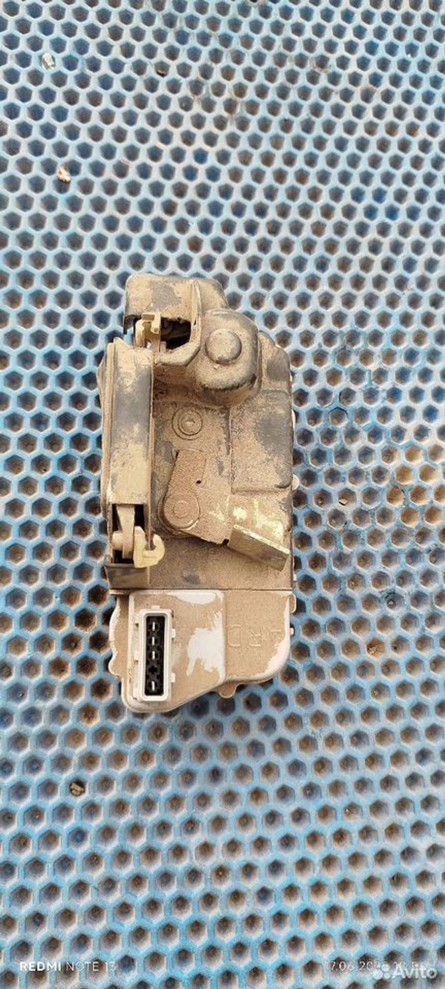 https://ycs.partsauto.market/partsauto-images/thmbs/2083c2a62fd034e59038f15de4c6b061/99afa1d14c2c1c6bfa5595fbf52cc30b/c7e3dce8901d008396f698e104bebb89.jpg