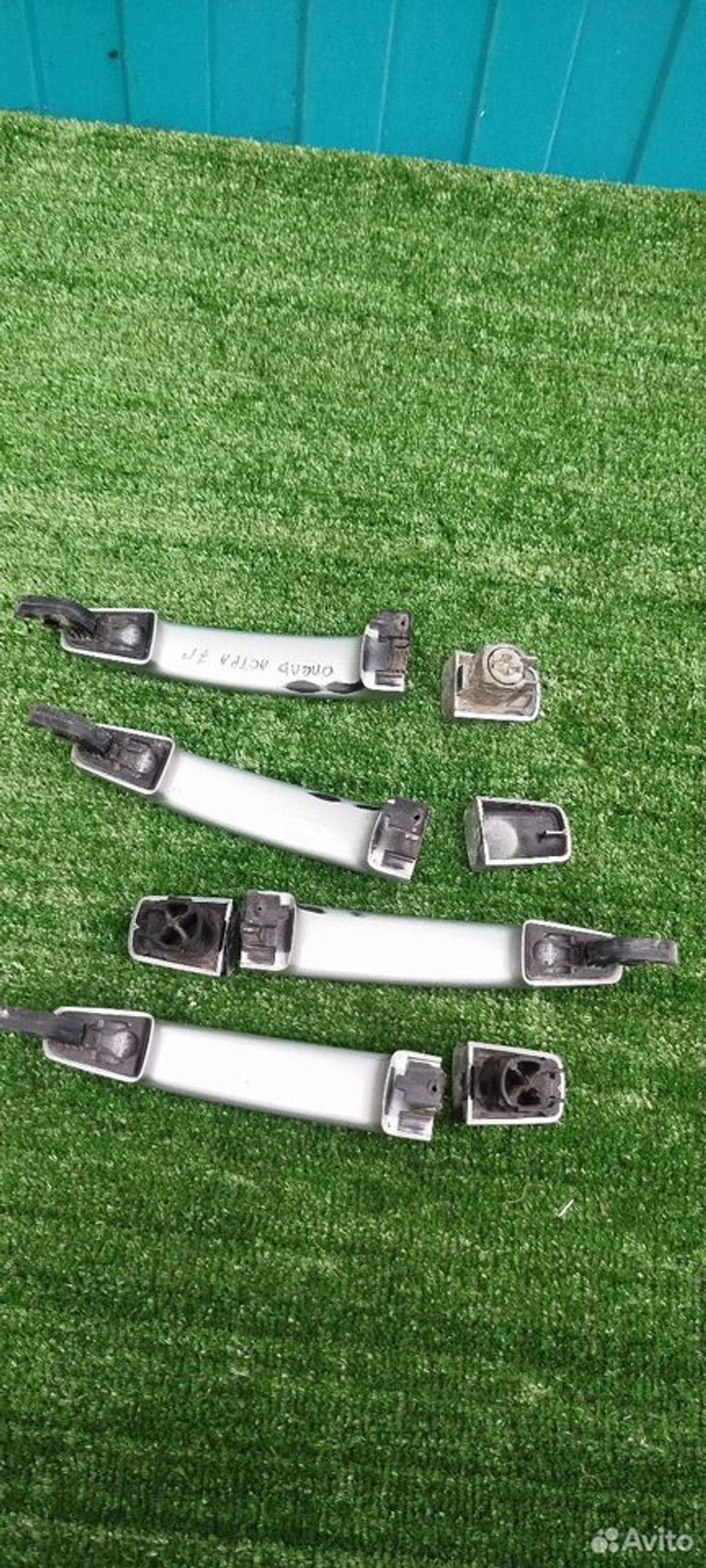 https://ycs.partsauto.market/partsauto-images/thmbs/2083c2a62fd034e59038f15de4c6b061/a8211176174768b0cf733b8b5c22a621/a5052783a7d1613735cf9b65c5d79a77.jpg