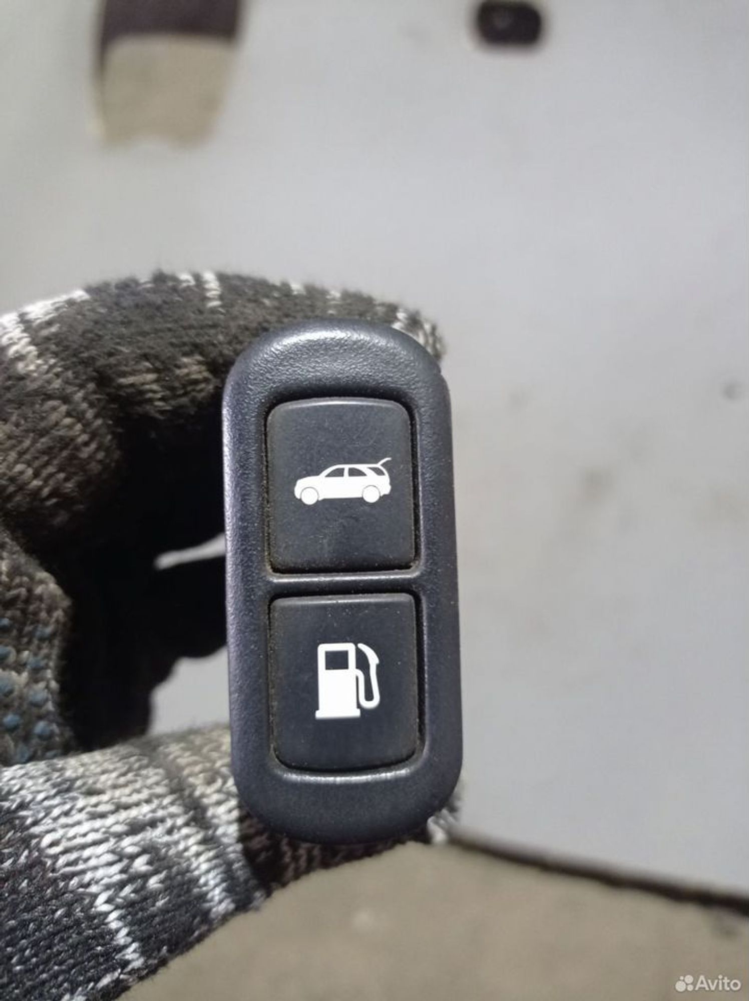 https://ycs.partsauto.market/partsauto-images/thmbs/2083c2a62fd034e59038f15de4c6b061/ab61e1fe24055b891a5ccdc6ab08b536/f9514170c703499d48beeba70546701b.jpg