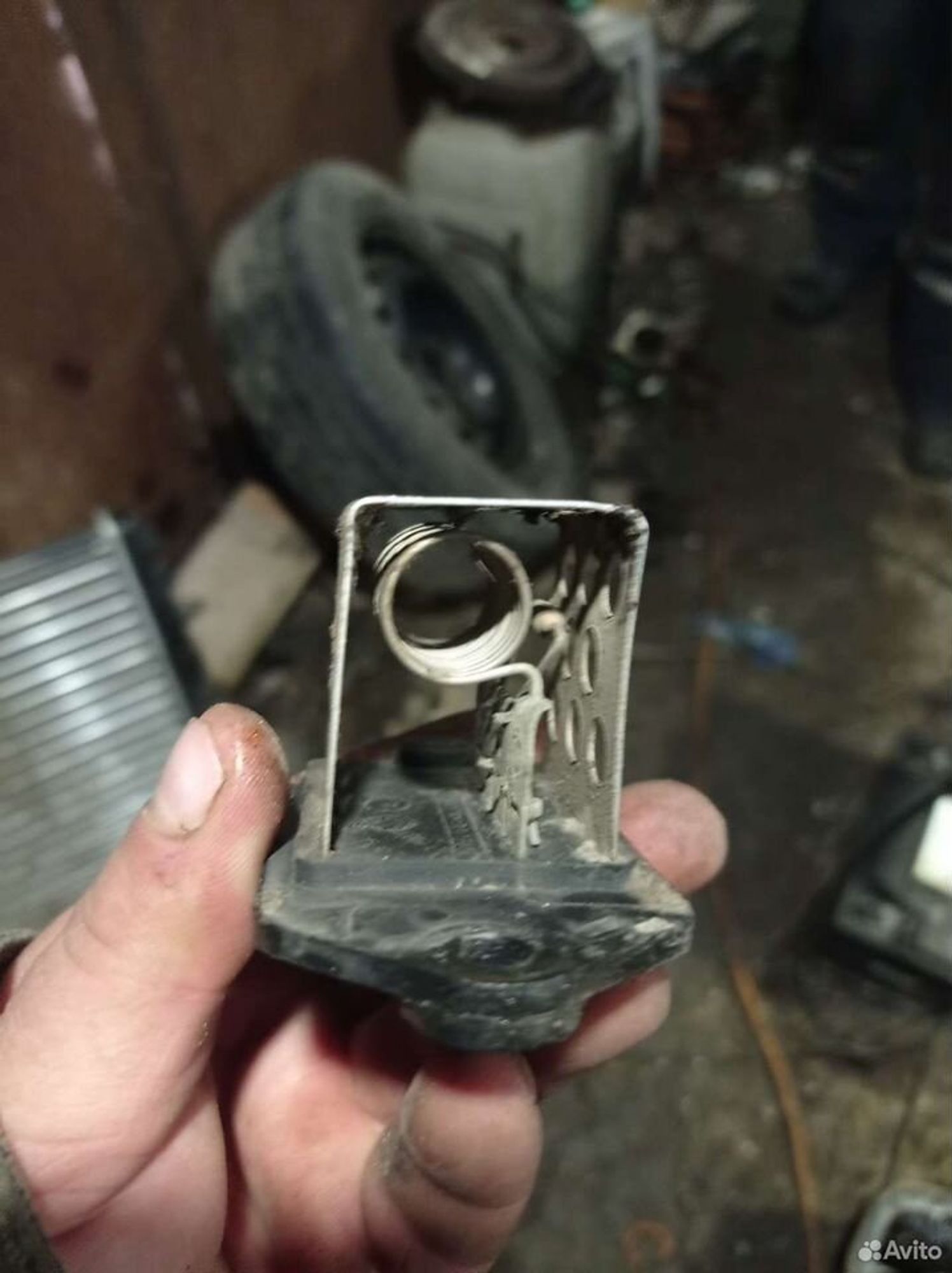 https://ycs.partsauto.market/partsauto-images/thmbs/2083c2a62fd034e59038f15de4c6b061/aeda87fc008b578120358f25a00f2f83/5a6980708c0ebed3a1fc83f92ce44e17.jpg