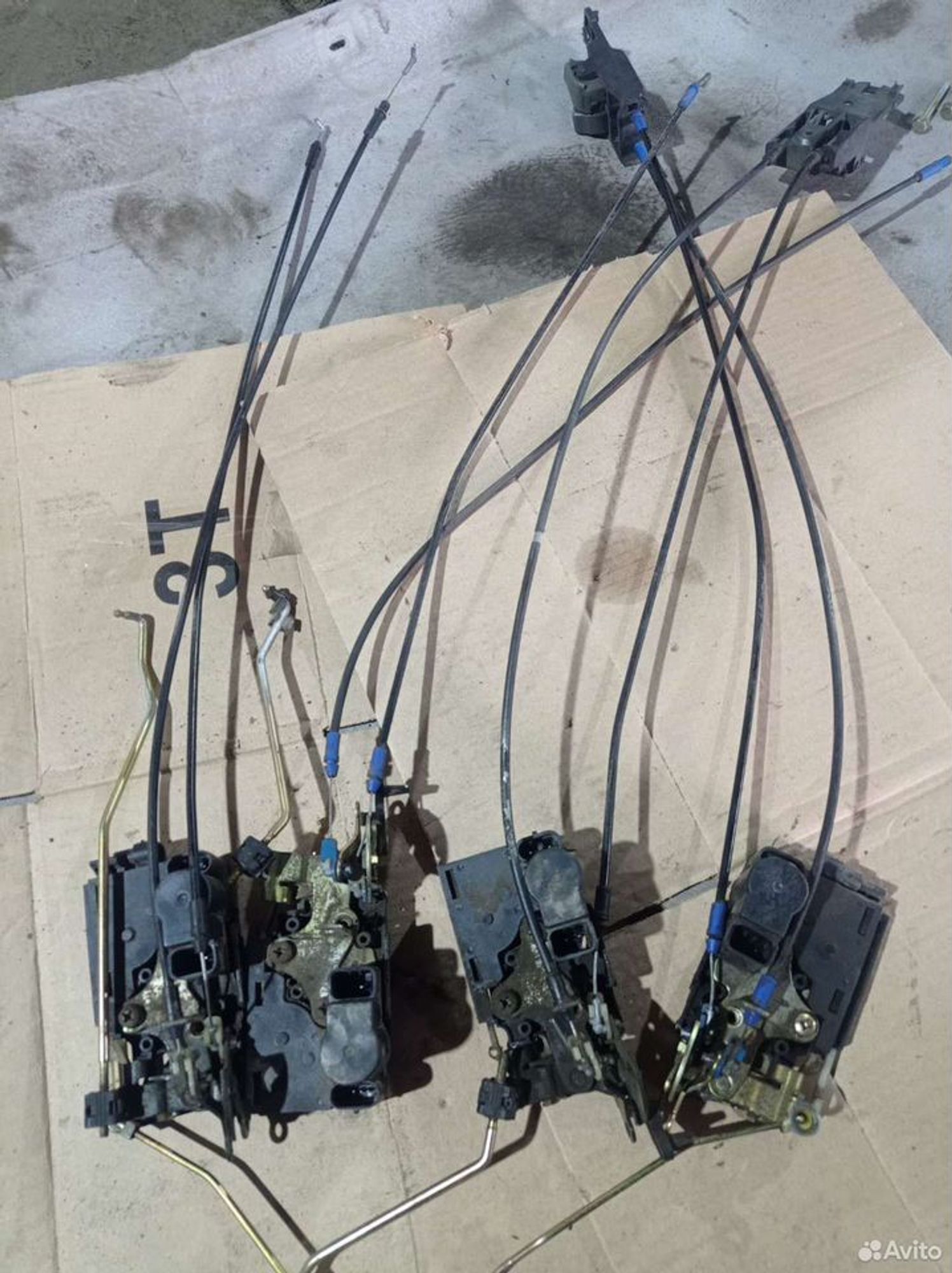 https://ycs.partsauto.market/partsauto-images/thmbs/2083c2a62fd034e59038f15de4c6b061/c6ed11df3211e34d10220a545f60fa44/46b479b036271f720bbfc3d43d6161e7.jpg