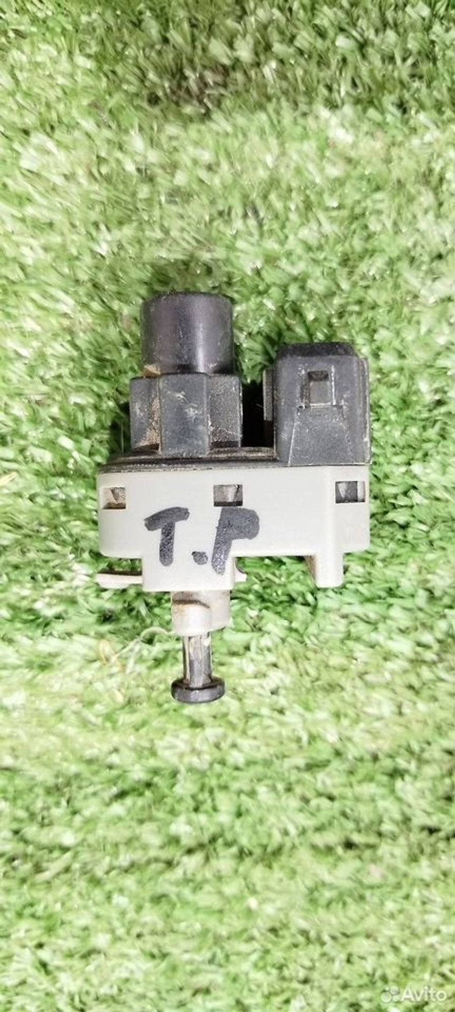 https://ycs.partsauto.market/partsauto-images/thmbs/2083c2a62fd034e59038f15de4c6b061/c71113af96ccc4e9aab9d419595e29cb/76211d9517f46fe78ba6c1e67c8b228b.jpg