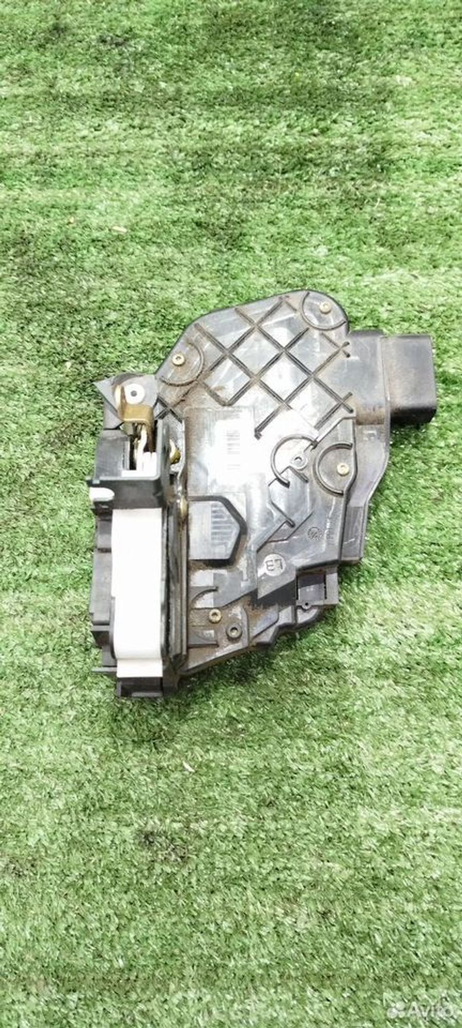 https://ycs.partsauto.market/partsauto-images/thmbs/2083c2a62fd034e59038f15de4c6b061/cf8da5c2a554c346137f596a8c8083f5/b1d7d2adaabe5df9cb6124acc55880fe.jpg