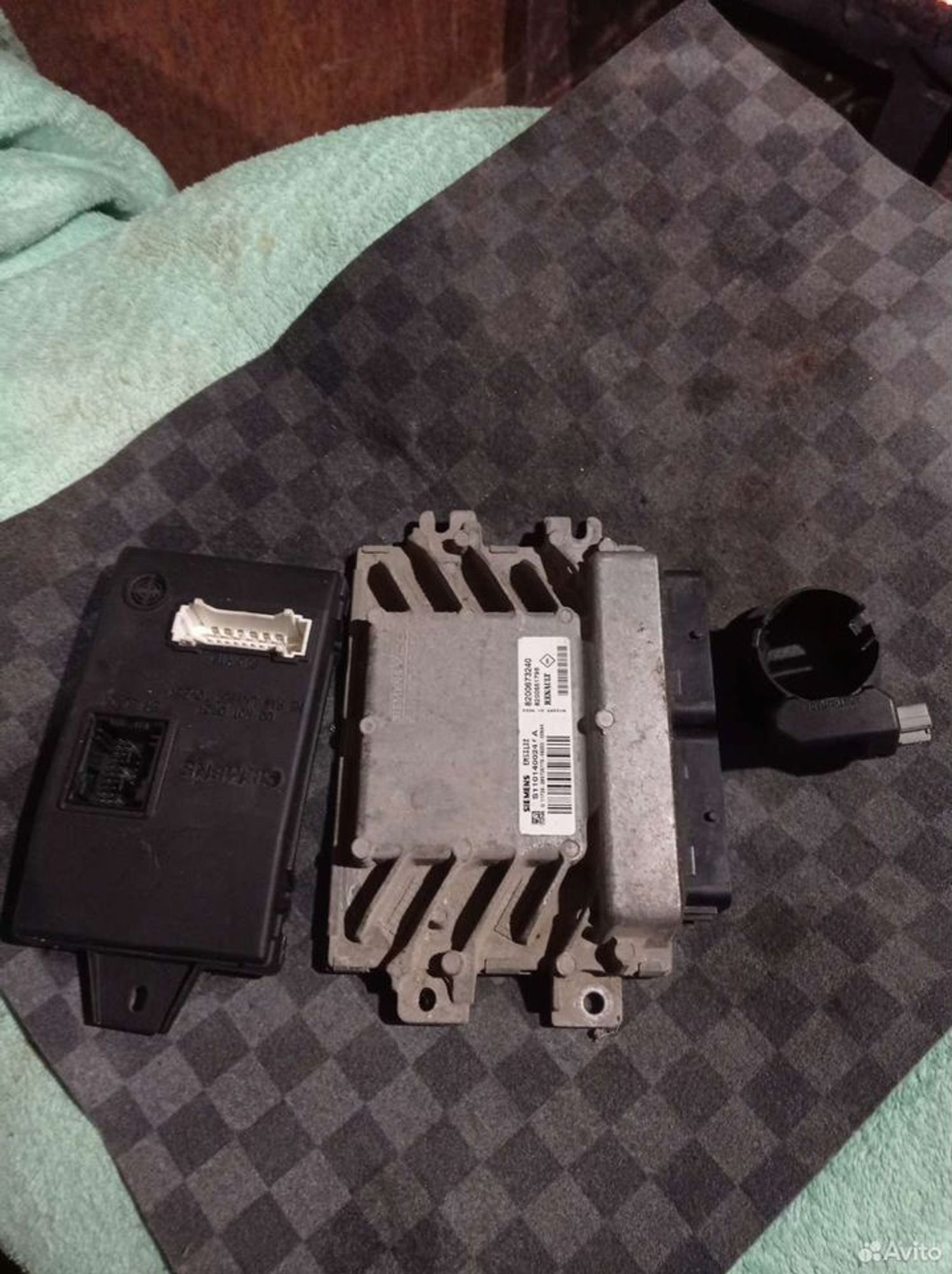 https://ycs.partsauto.market/partsauto-images/thmbs/2083c2a62fd034e59038f15de4c6b061/d03371bf3b05900abaf32c0c0c914fcb/0dbf55e24ce2ed4fc581c33ca61d65d1.jpg