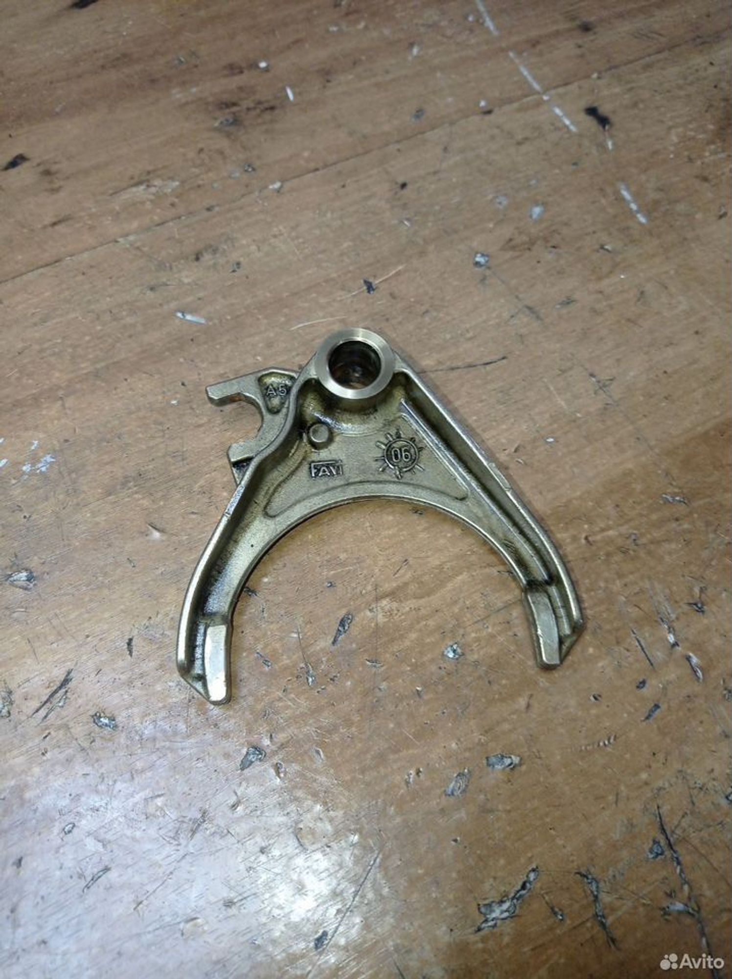 https://ycs.partsauto.market/partsauto-images/thmbs/2083c2a62fd034e59038f15de4c6b061/d3cd871f5cbb2a97ee50a5241102d6a1/7bd1e2e5c51d4aee0e99e11c5d849304.jpg