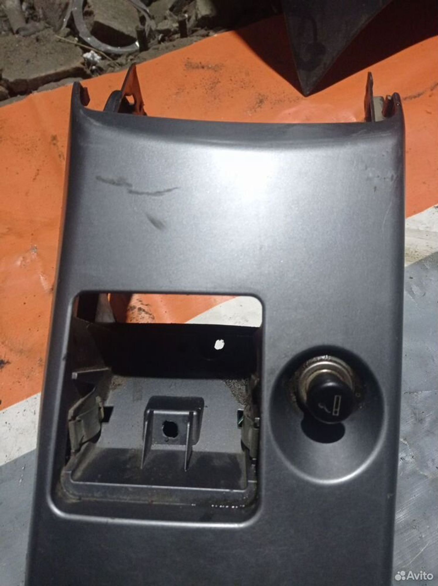 https://ycs.partsauto.market/partsauto-images/thmbs/2083c2a62fd034e59038f15de4c6b061/ef6ea880346e68a52e84cbd4dc89a5c7/273219039d4f260d29c74d6e1203b109.jpg