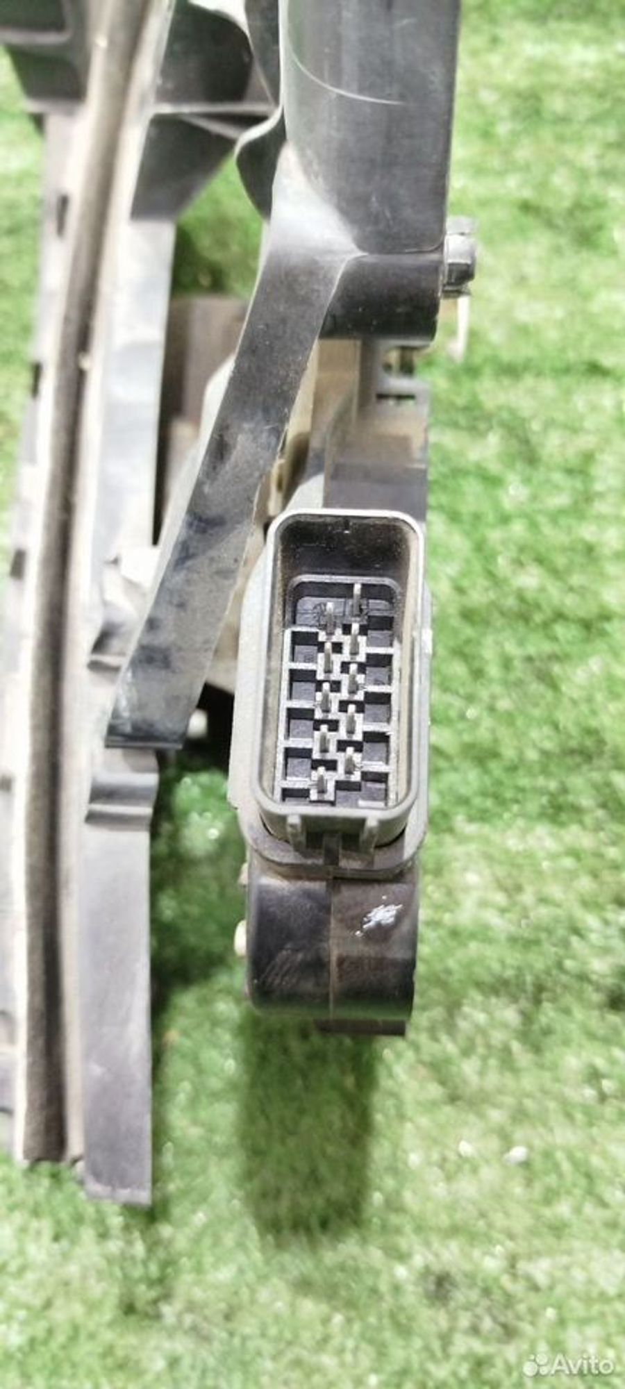 https://ycs.partsauto.market/partsauto-images/thmbs/2083c2a62fd034e59038f15de4c6b061/efbd4cfb164fa81050c721a63f97f342/259999c0ae5497d1d53dd76ee45b1629.jpg