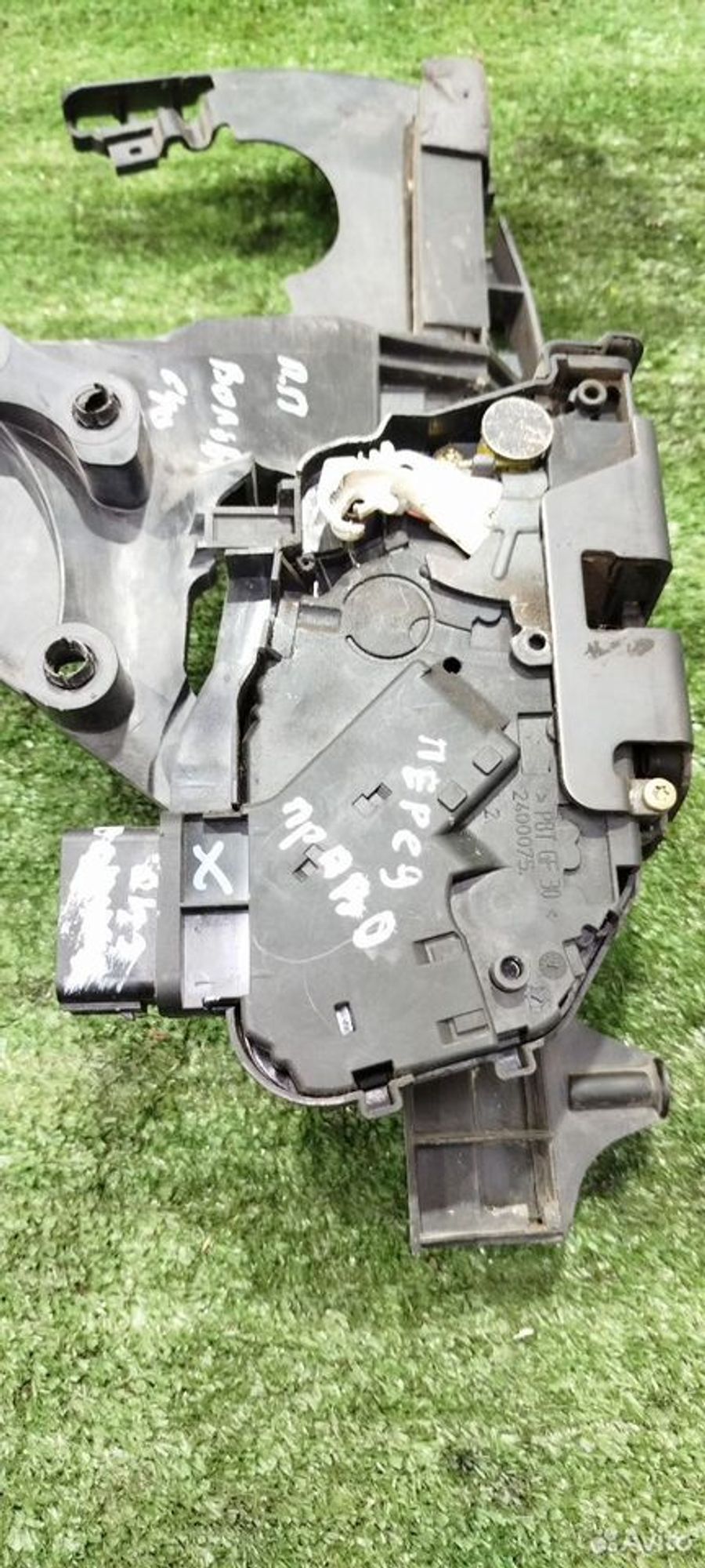 https://ycs.partsauto.market/partsauto-images/thmbs/2083c2a62fd034e59038f15de4c6b061/efbd4cfb164fa81050c721a63f97f342/cc8f248ef78da1fdd2573340c455c732.jpg