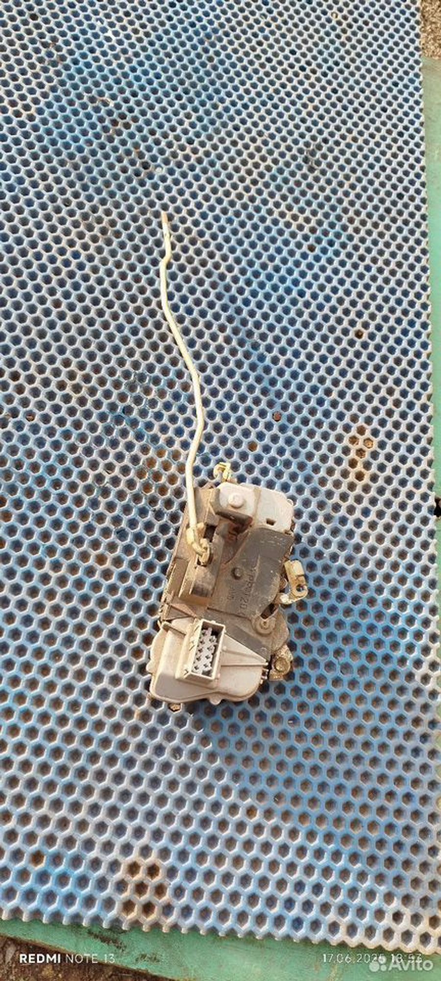 https://ycs.partsauto.market/partsauto-images/thmbs/2083c2a62fd034e59038f15de4c6b061/f6c0e7b4ef04aafe592423ee4ee78a2a/02a41d01a2c8b14a577fb8975170481a.jpg
