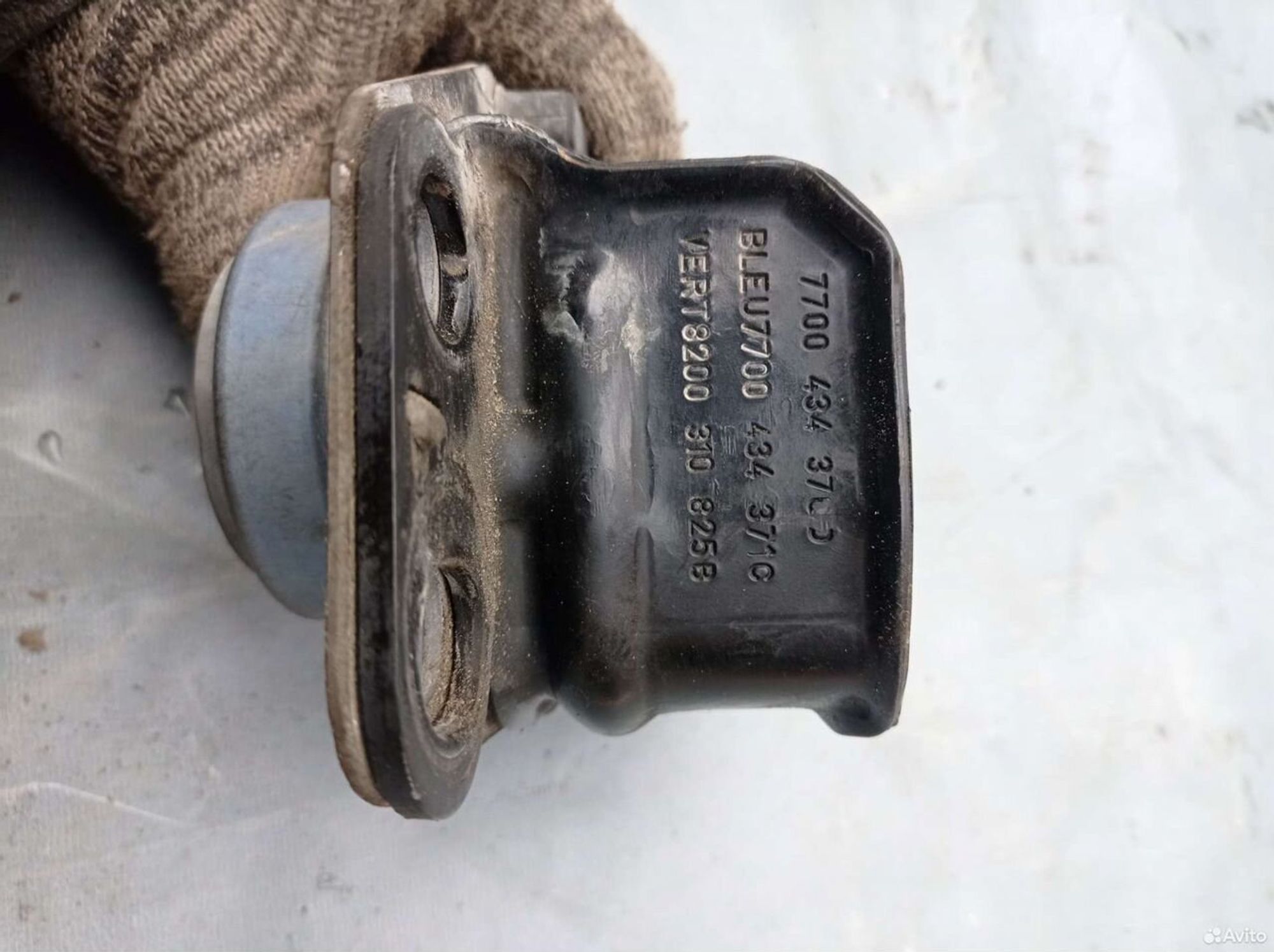https://ycs.partsauto.market/partsauto-images/thmbs/2083c2a62fd034e59038f15de4c6b061/f9e33408f84549acc91626e8e1a19ab9/98133f7f88e5b595f16d047e78af6c9f.jpg