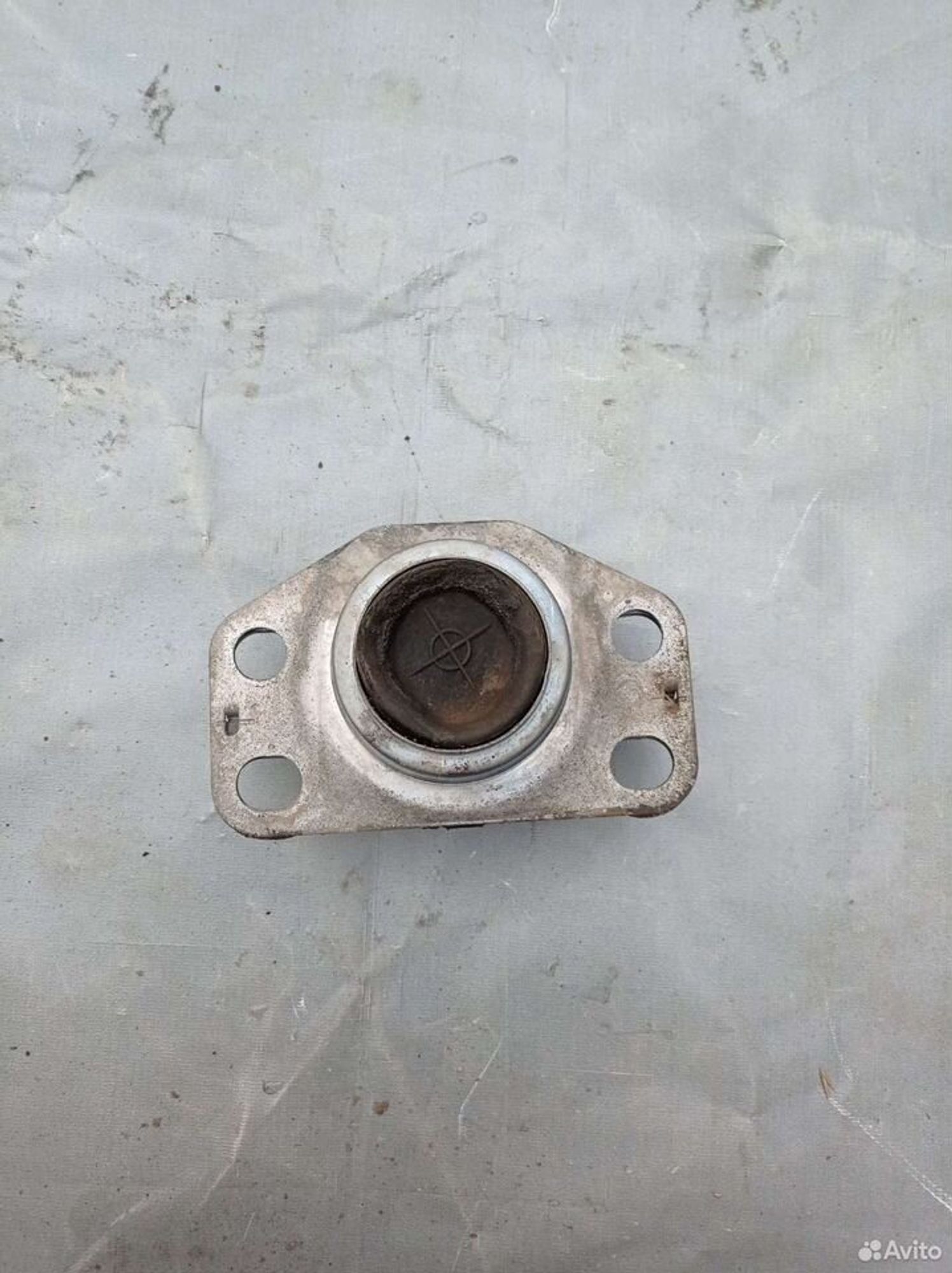 https://ycs.partsauto.market/partsauto-images/thmbs/2083c2a62fd034e59038f15de4c6b061/f9e33408f84549acc91626e8e1a19ab9/cd5d9facf0143ba76742ee5ce9ddcaab.jpg