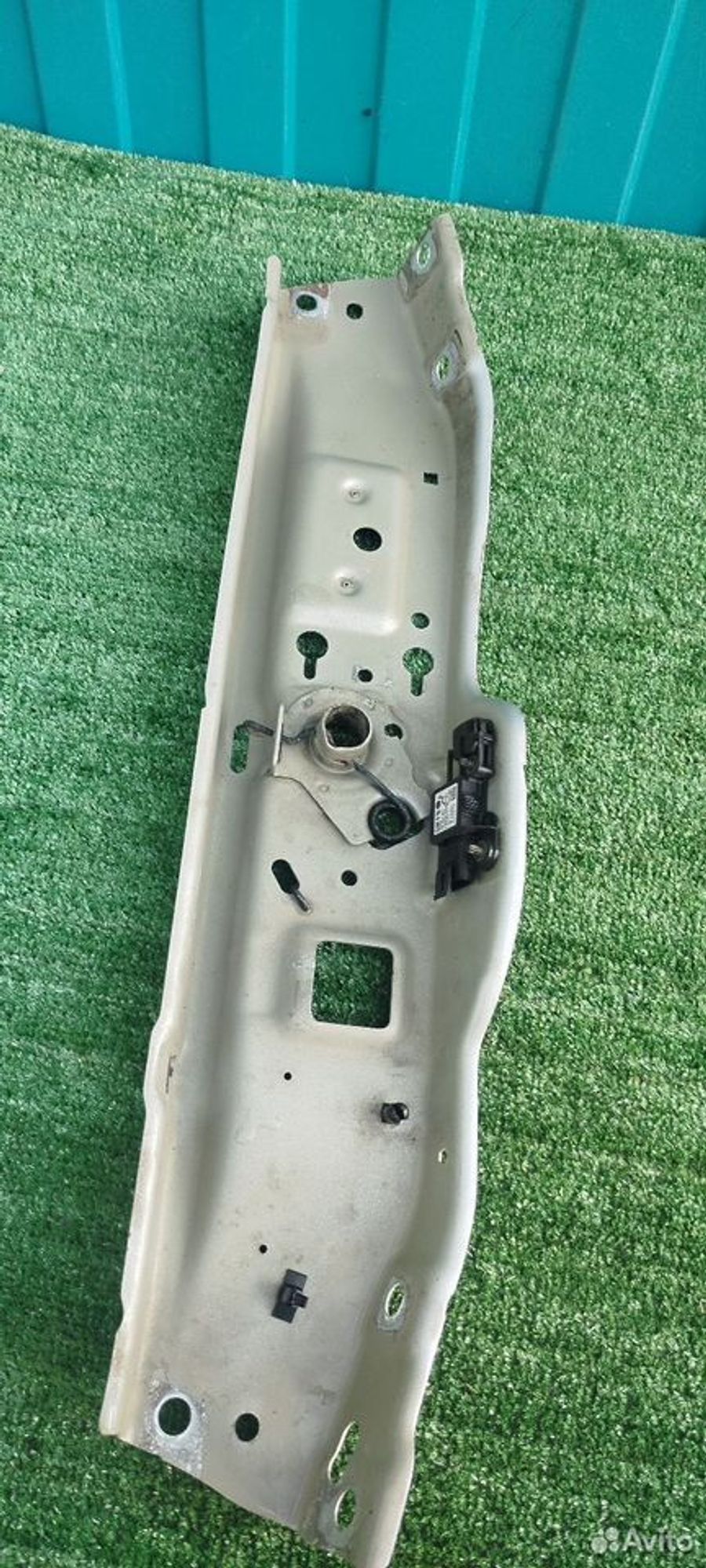 https://ycs.partsauto.market/partsauto-images/thmbs/2083c2a62fd034e59038f15de4c6b061/f9e864725f3d6e8fb473f0853f0fe606/56b2891b29f5414a1ccf7b61b1209c9a.jpg