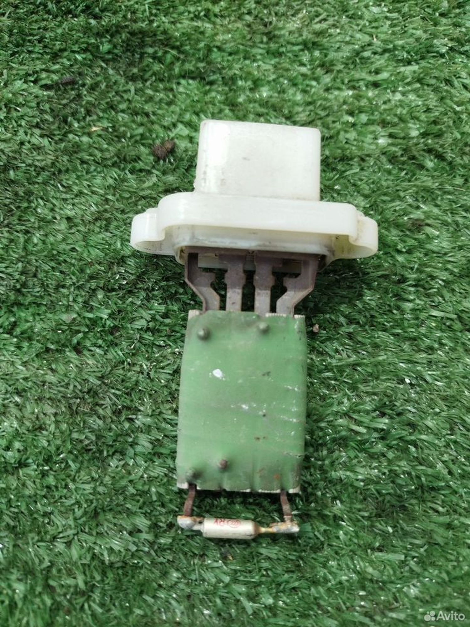 https://ycs.partsauto.market/partsauto-images/thmbs/2083c2a62fd034e59038f15de4c6b061/fe7391f6b90b08f92ed2152355045cd9/0632e68a5a529831ef0242f844a5729d.jpg