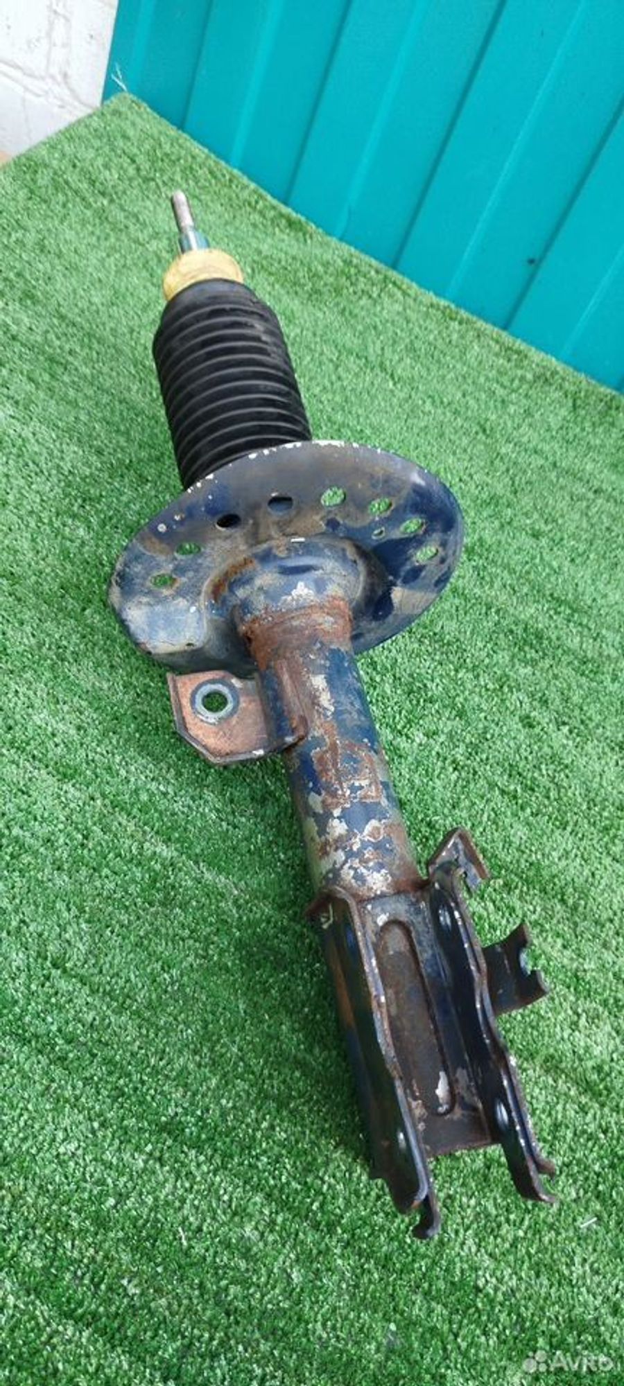 https://ycs.partsauto.market/partsauto-images/thmbs/2083c2a62fd034e59038f15de4c6b061/ff98e14fbfe809281dcc989349199205/5cf054cbd0f6681fb7bbd3f134afe199.jpg
