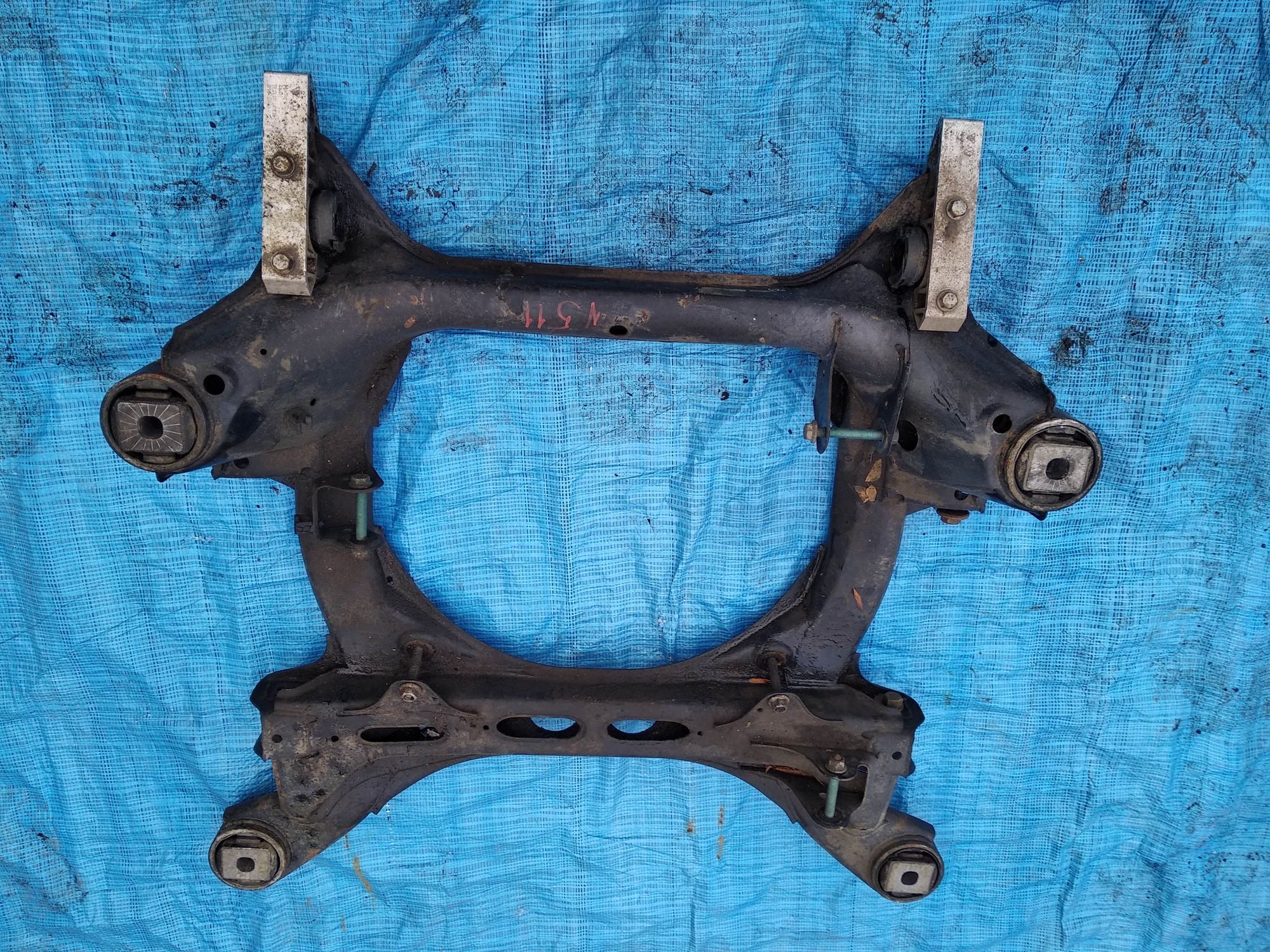 https://ycs.partsauto.market/partsauto-images/thmbs/262182986963e06d121fe1881d276340/95c78cc104bb8176bf73267cde17059a/1ec2e0445c8983f08e50e3d510685ee9.jpg