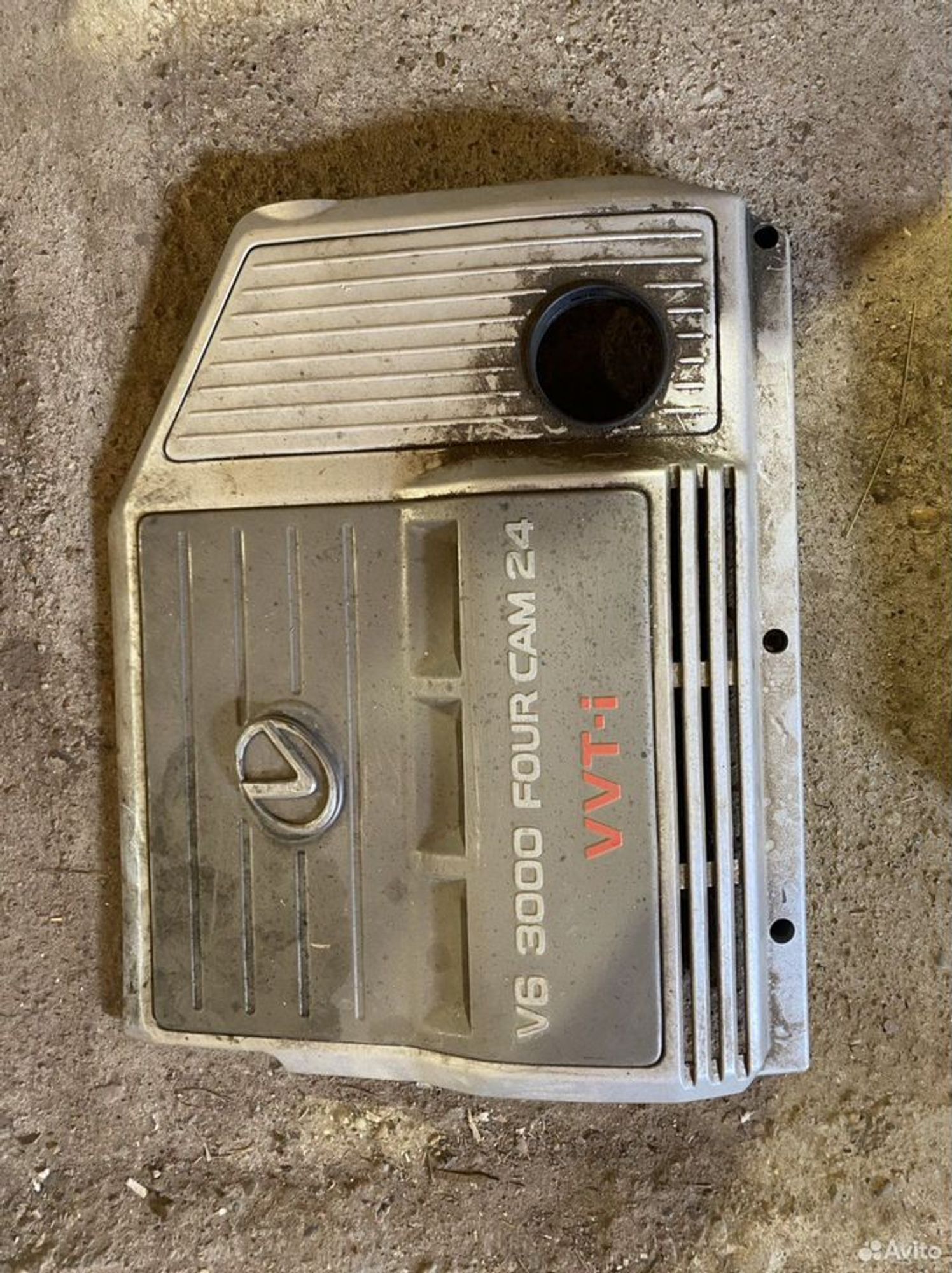 Крышка двигателя Lexus rx 300, 2200 рублей, Семиозерка