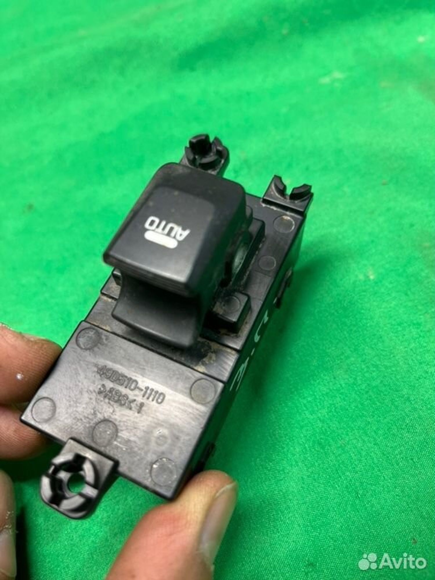 Кнопка стеклоподъемника задняя правая Kia Ceed JD, 1050 рублей, Семиозерка