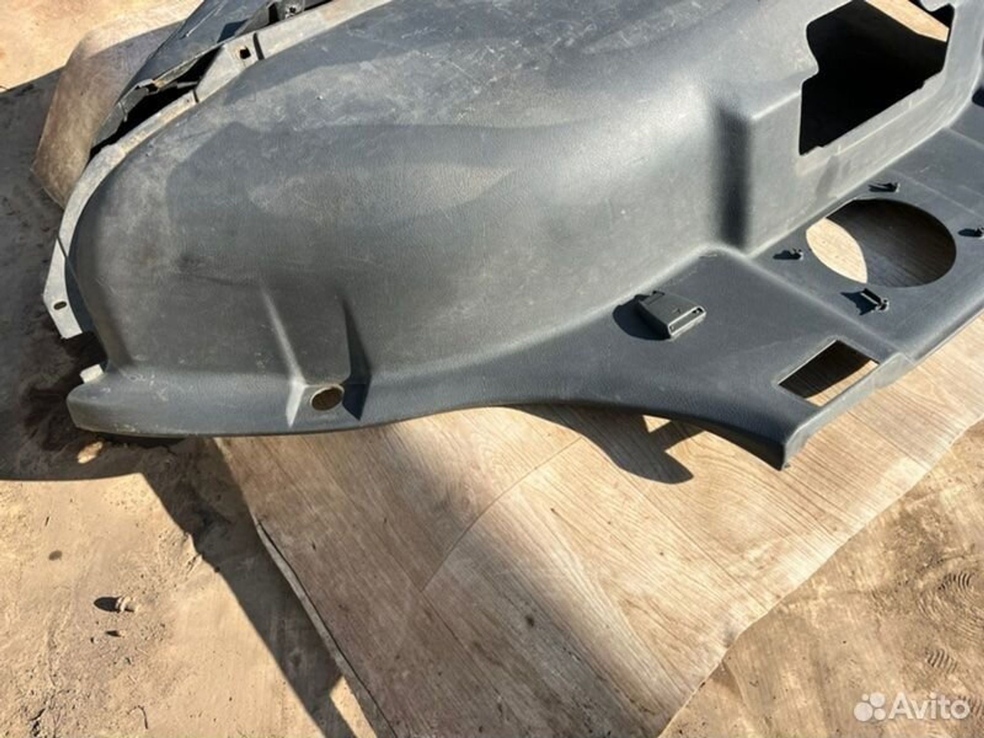 Обшивка задней арки Mitsubishi Pajero 6G72 1993, 1500 рублей, Семиозерка