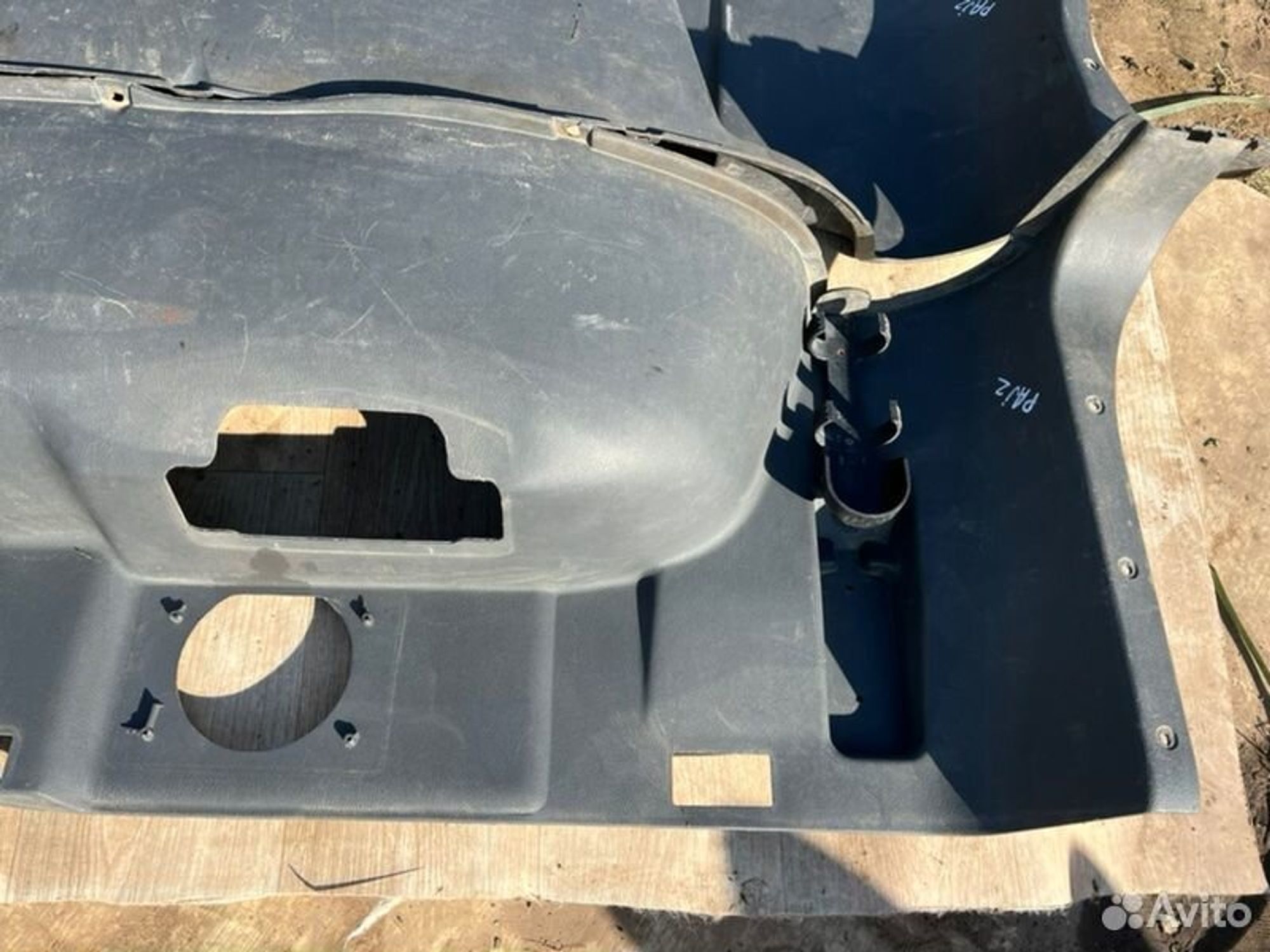 Обшивка задней арки Mitsubishi Pajero 6G72 1993, 1500 рублей, Семиозерка