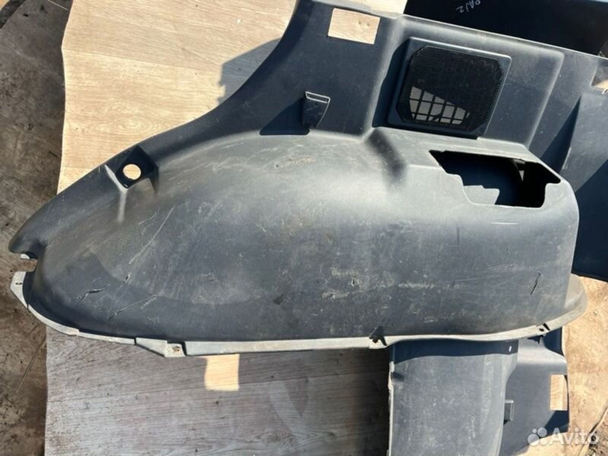 Обшивка задней арки Mitsubishi Pajero 6G72 1993, 1500 рублей, Семиозерка