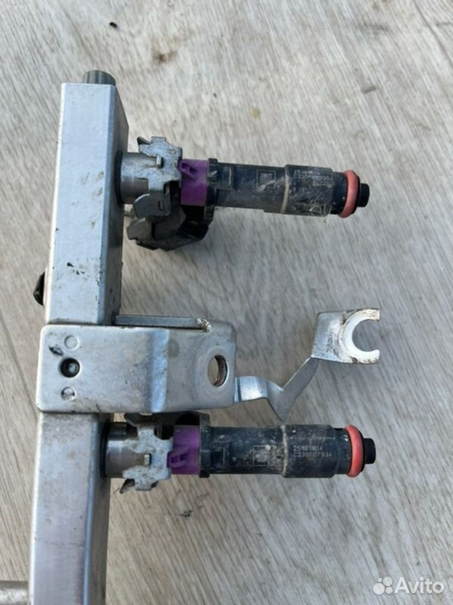 Топливная рейка Chevrolet Cobalt B15D2 2015, 2200 рублей, Семиозерка