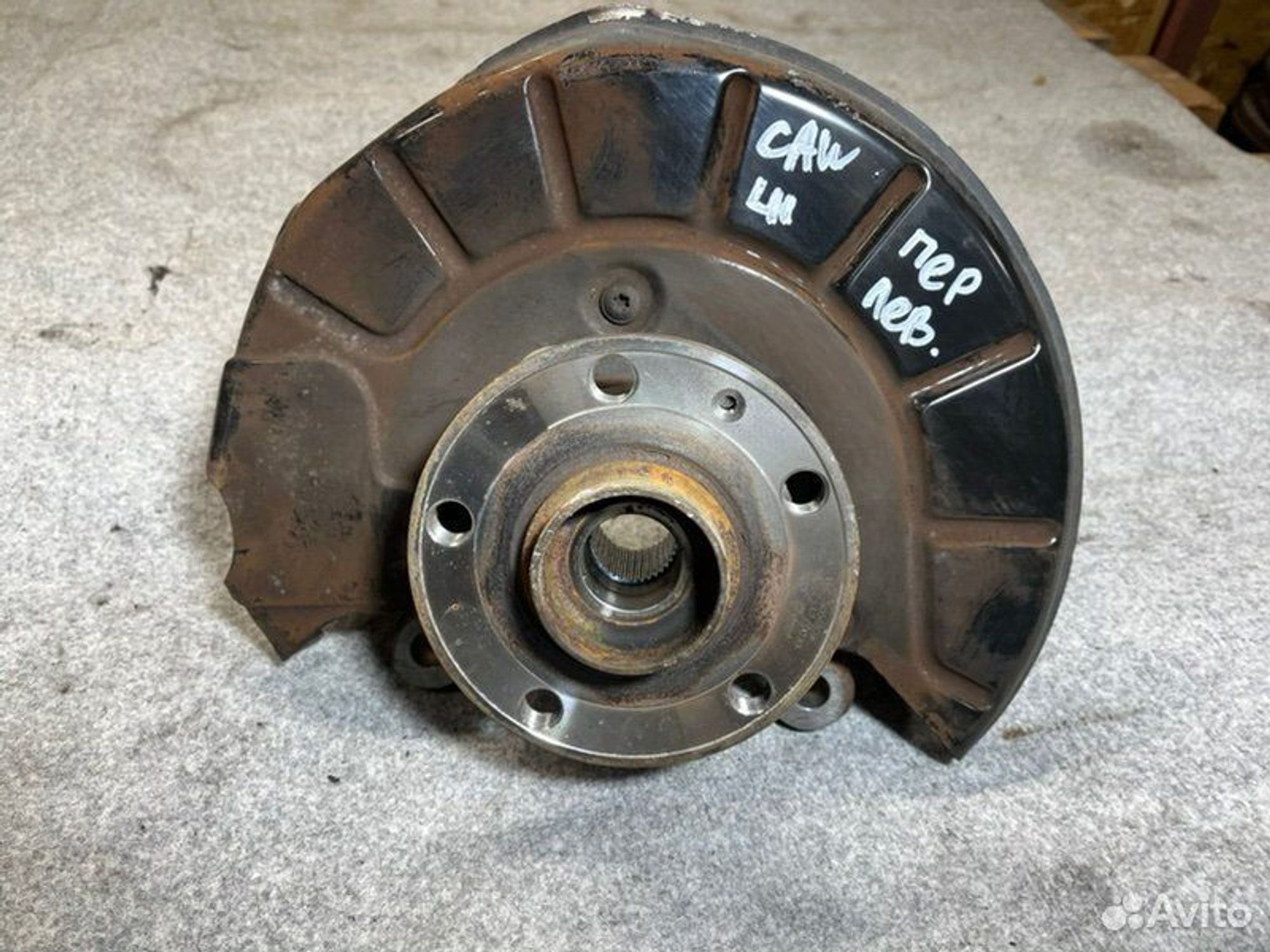 Кулак поворотный передний левый Volkswagen Tiguan, 6000 рублей, Семиозерка