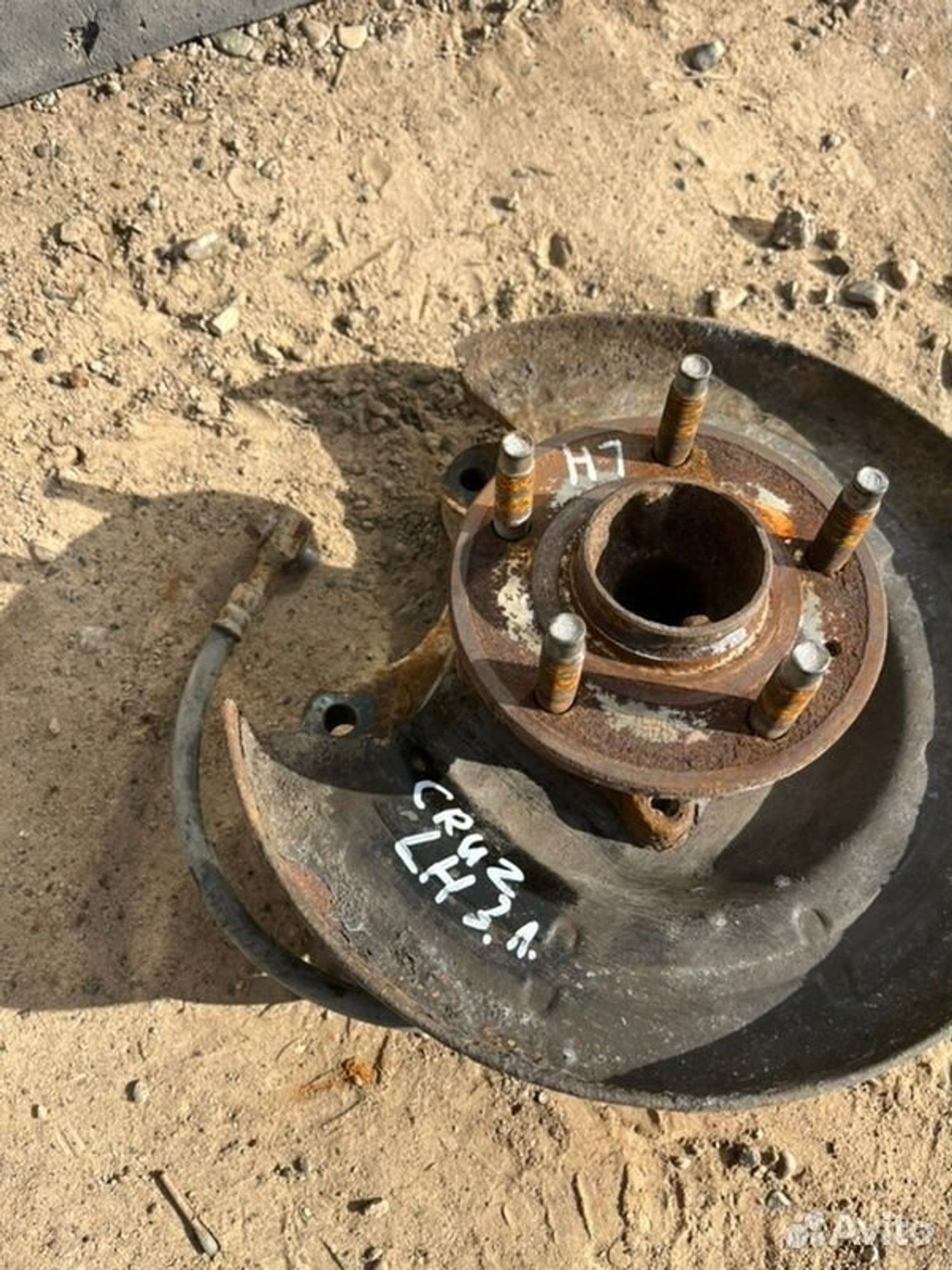 Цапфа задняя левая Chevrolet Cruz J300 F16D3 2011, 1500 рублей, Семиозерка