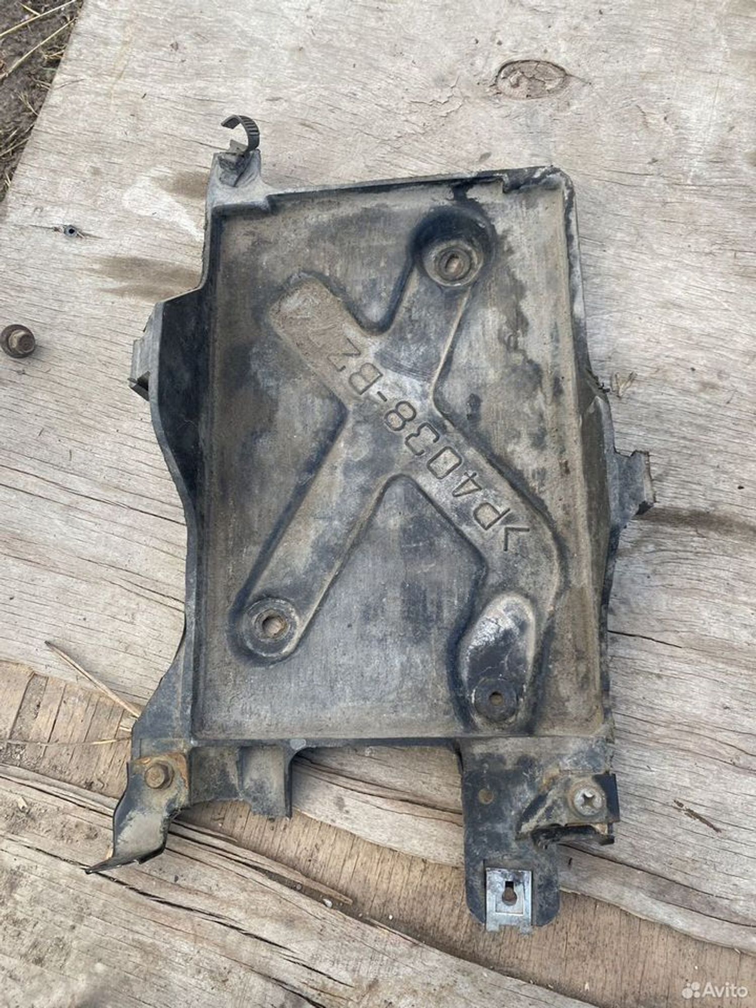 Площадка аккумулятора mazda миления, 800 рублей, Семиозерка