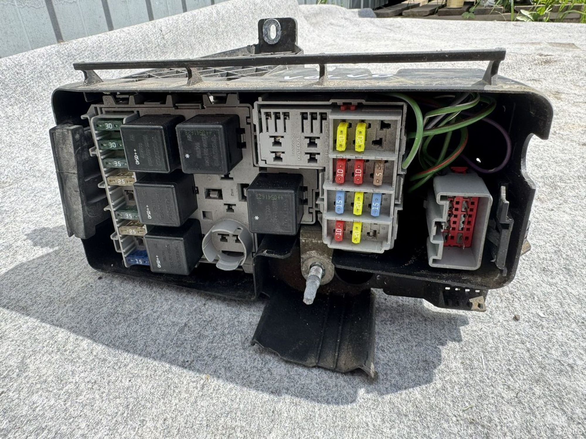 Корпус блока предохранителей Volvo xc70 s60 xc90, 1500 рублей, Семиозерка