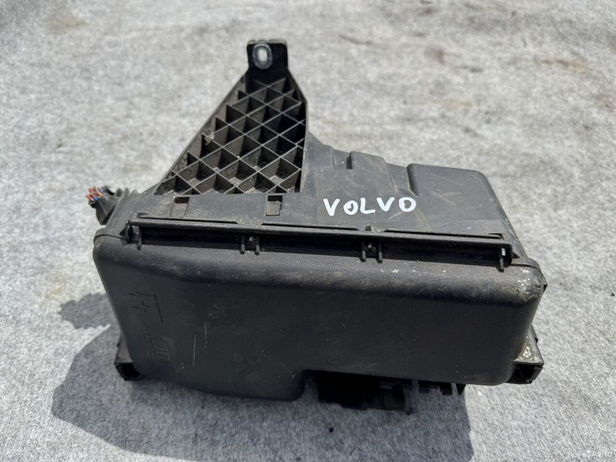 Корпус блока предохранителей Volvo xc70 s60 xc90, 1500 рублей, Семиозерка