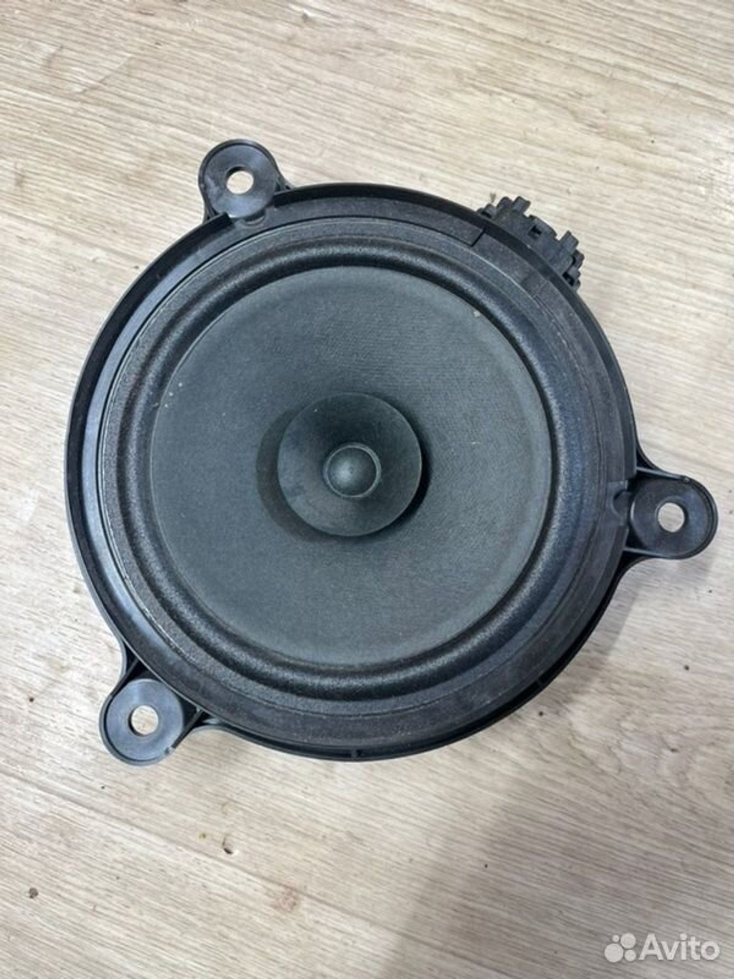 Динамик музыкальный задний правый Mazda 3 BM Z6, 1000 рублей, Семиозерка