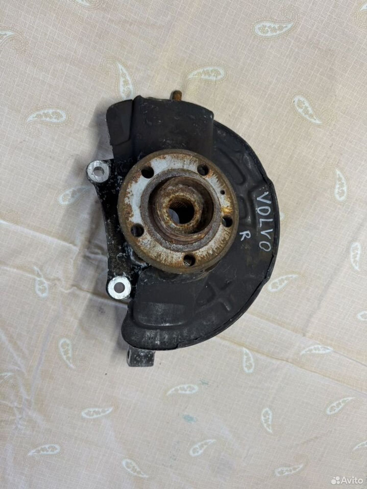 Кулак поворотный передний правый Volvo xc70 s60 xc, 5000 рублей, Семиозерка