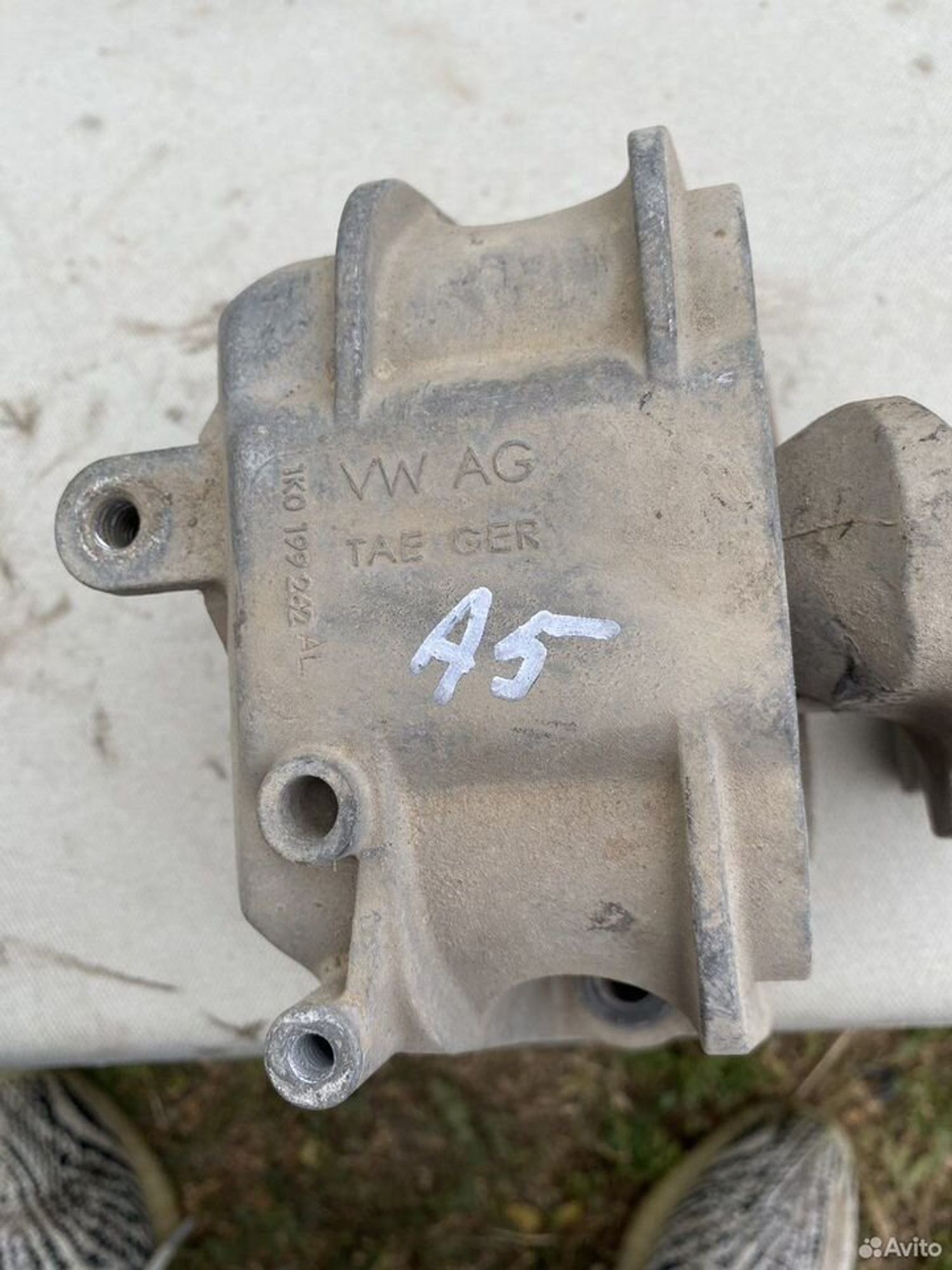 Опора двигателя правая skoda octavia a5, 1500 рублей, Семиозерка