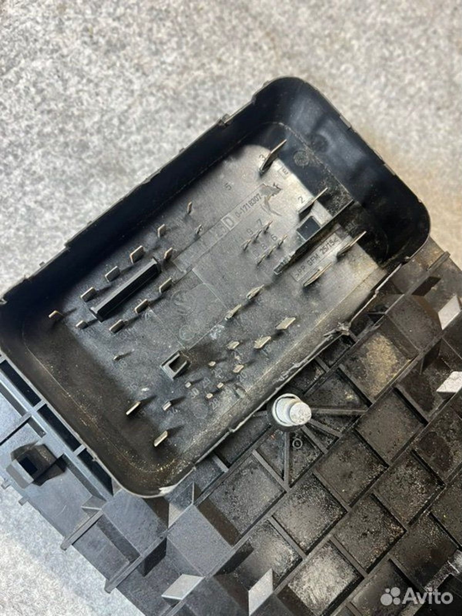 Блок предохранителей Volkswagen Tiguan SUV NF CAW, 3000 рублей, Семиозерка