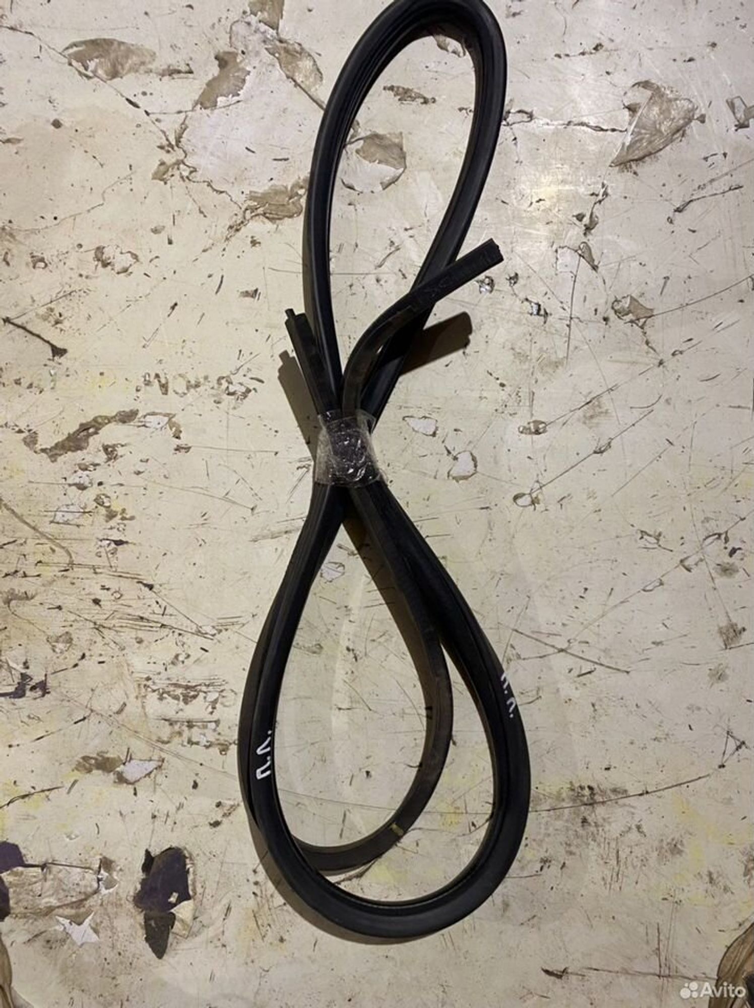 Уплотнительная резинка двери Almera n16, 800 рублей, Семиозерка