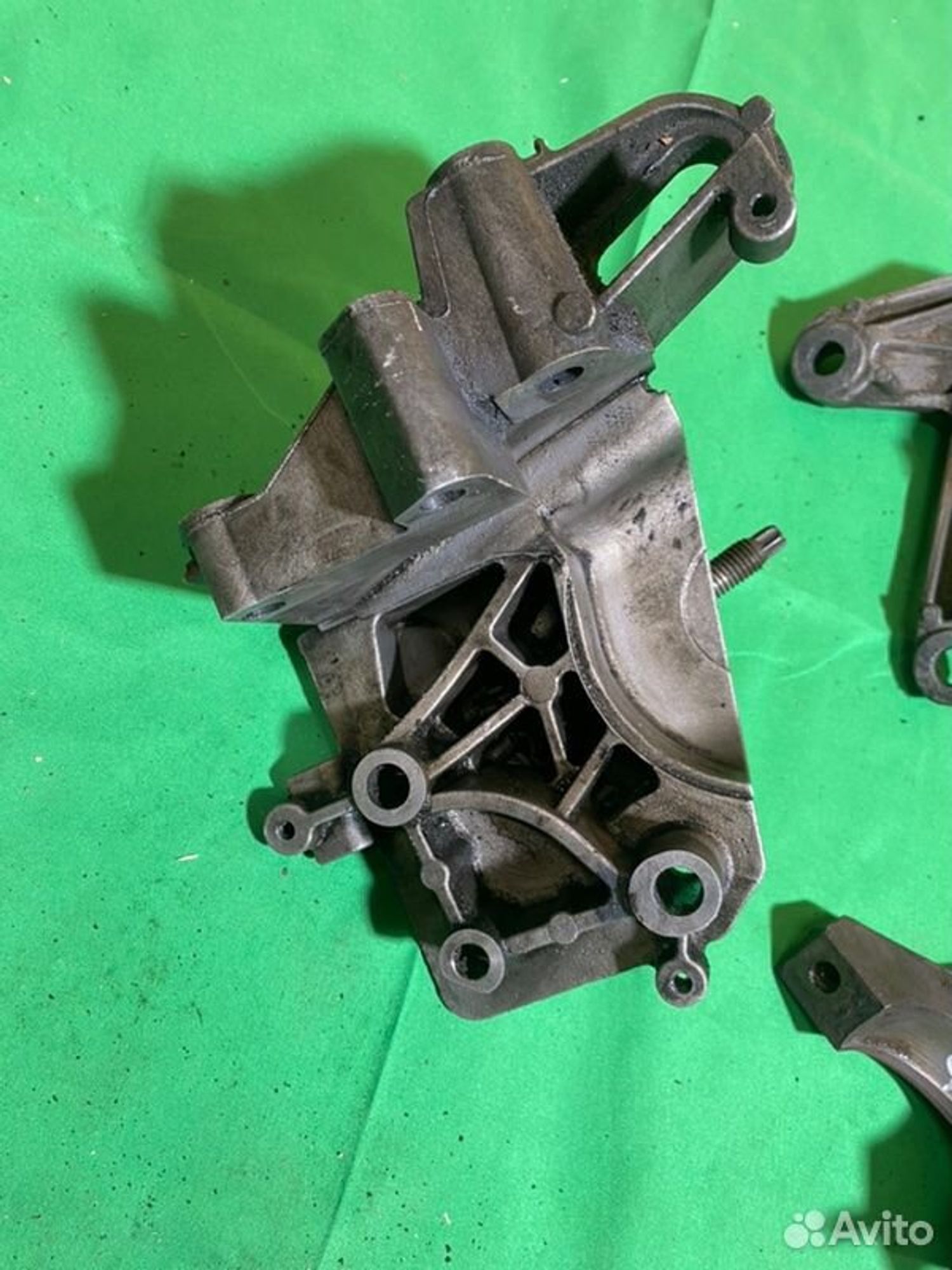 Кронштейн двигателя Ford Focus CB4 shda 2007, 1000 рублей, Семиозерка