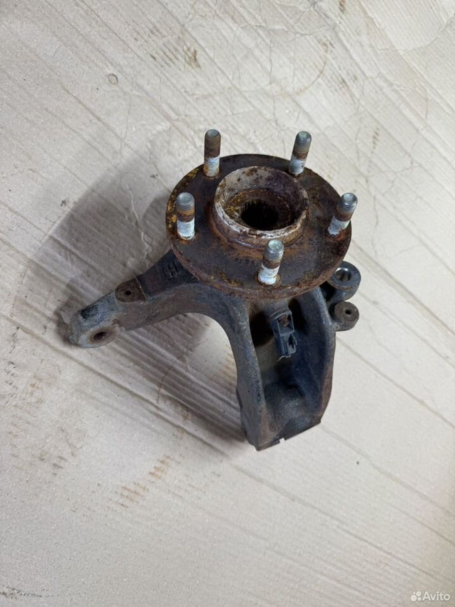 Кулак поворотный передний левый Mazda 3 bk, 5000 рублей, Семиозерка