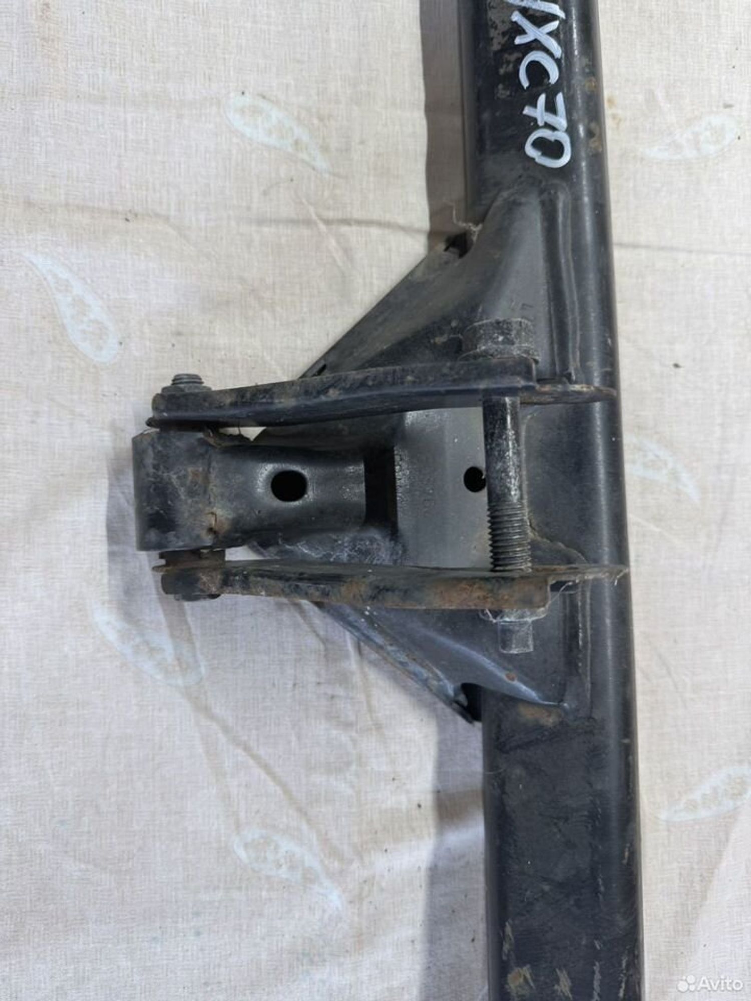 Нижняя поперечина Volvo xc70 xc90 s60, 3000 рублей, Семиозерка