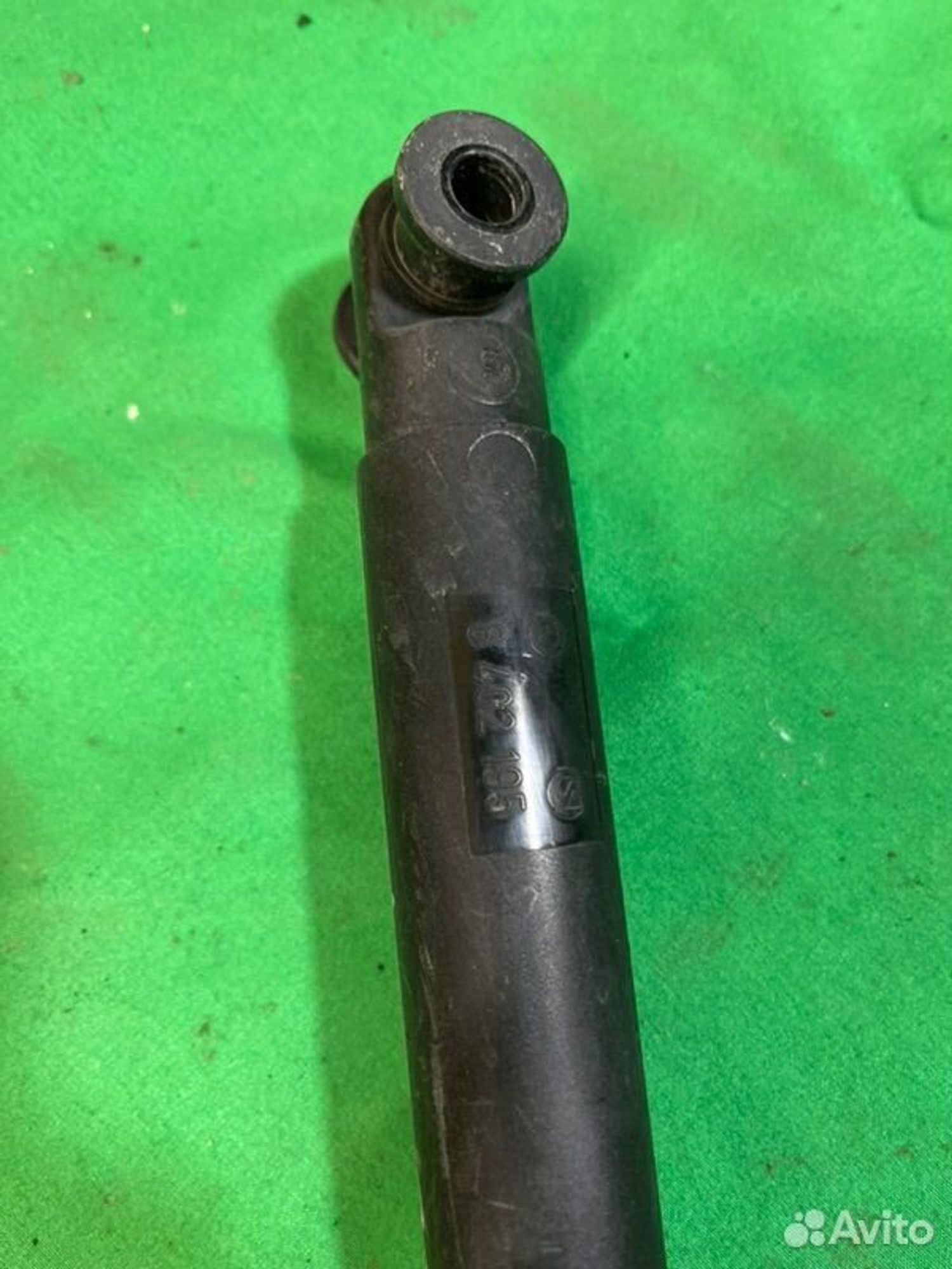 Амортизатор крышки багажника Bmw X5 E53 M54B30, 1000 рублей, Семиозерка