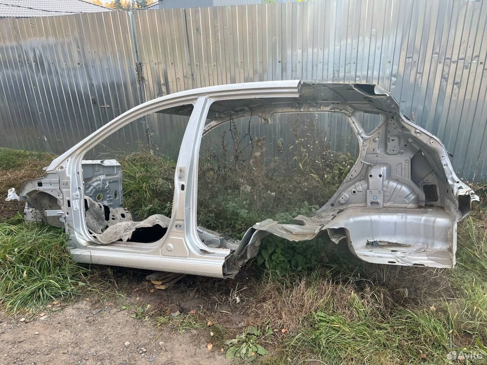 Левая часть кузова + панель Solaris 1, 30000 рублей, Семиозерка