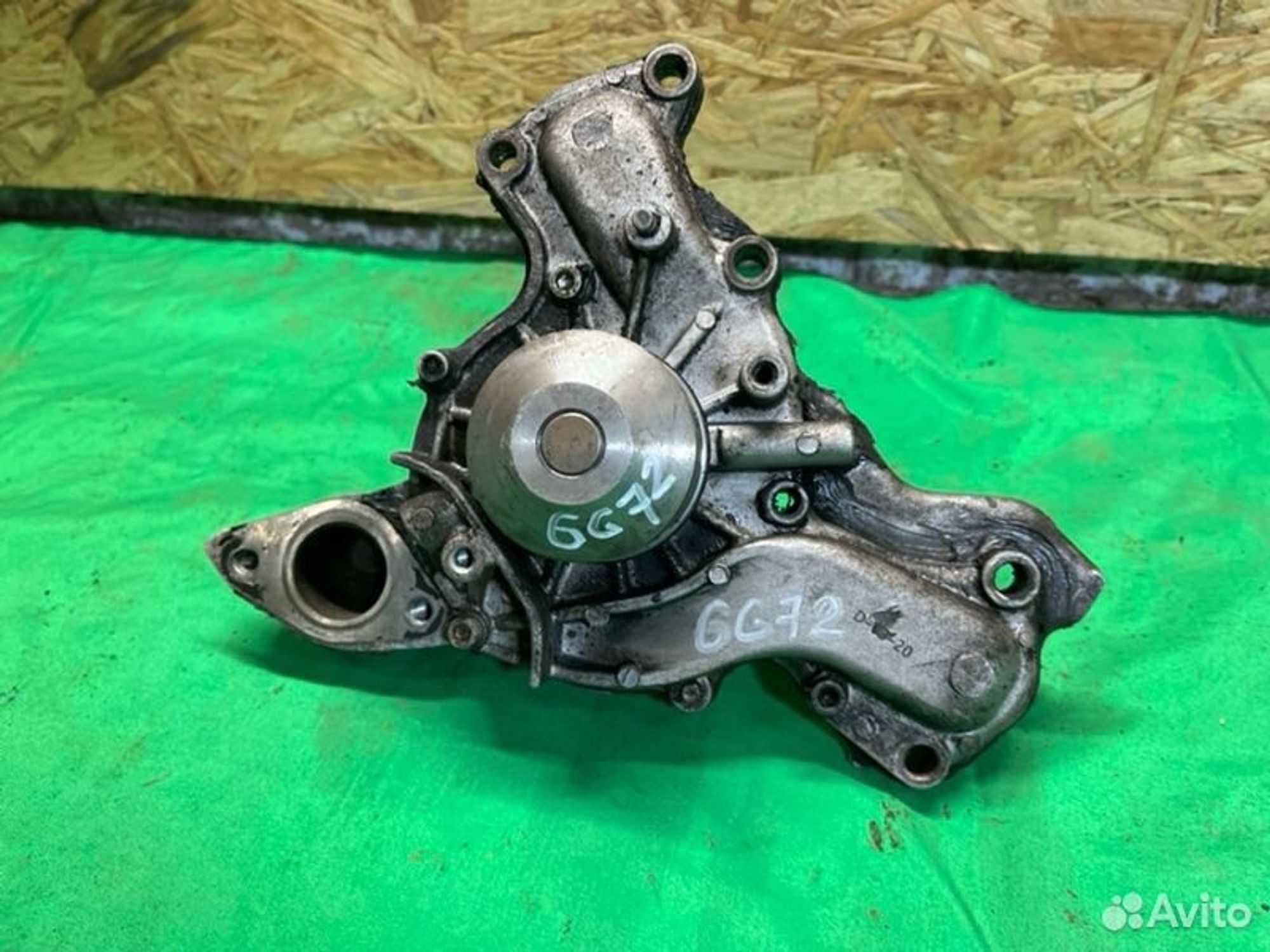 Помпа Mitsubishi Pajero 6G72 1993, 1000 рублей, Семиозерка