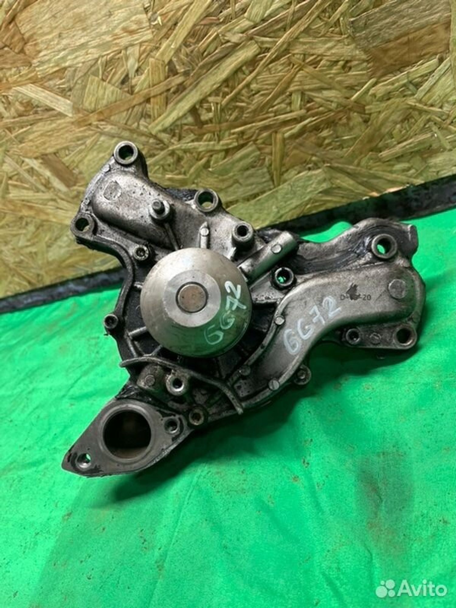 Помпа Mitsubishi Pajero 6G72 1993, 1000 рублей, Семиозерка