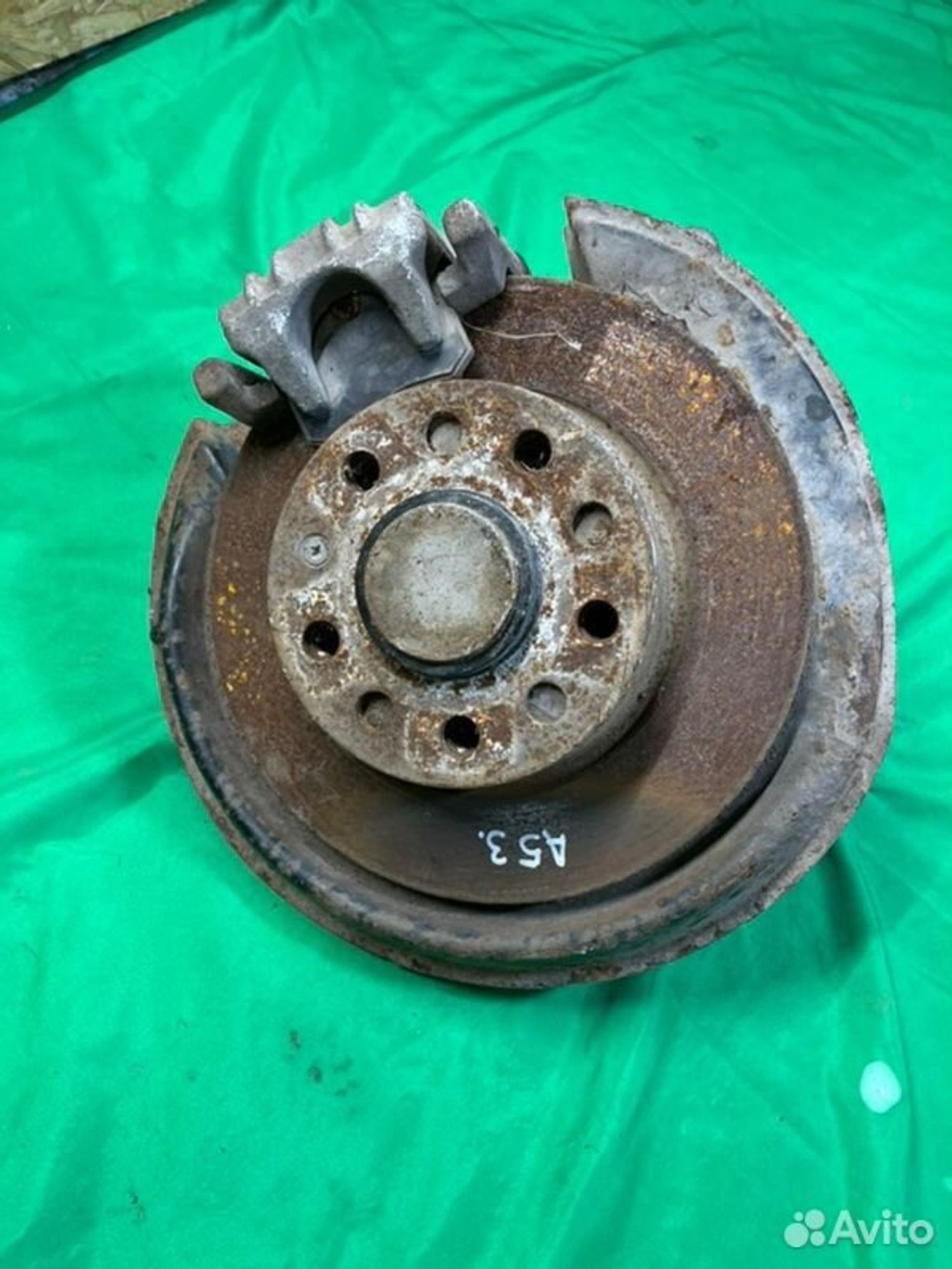 Кулак поворотный задний правый Skoda Octavia A5, 2000 рублей, Семиозерка