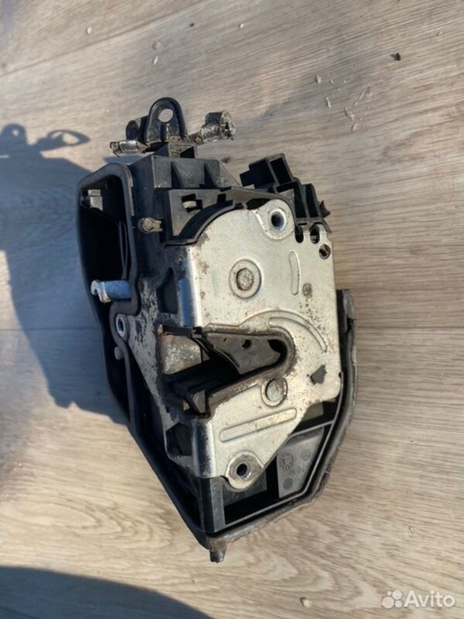 Замок боковой двери задний левый Bmw 1 E87 M47D20, 1800 рублей, Семиозерка