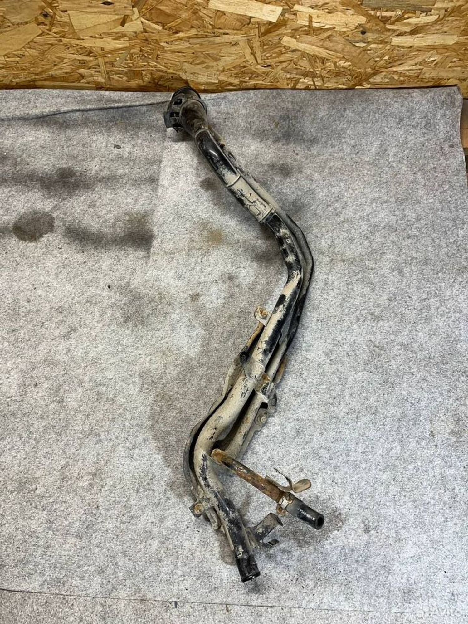 Заливная горловина бака solaris 2013, 2000 рублей, Семиозерка