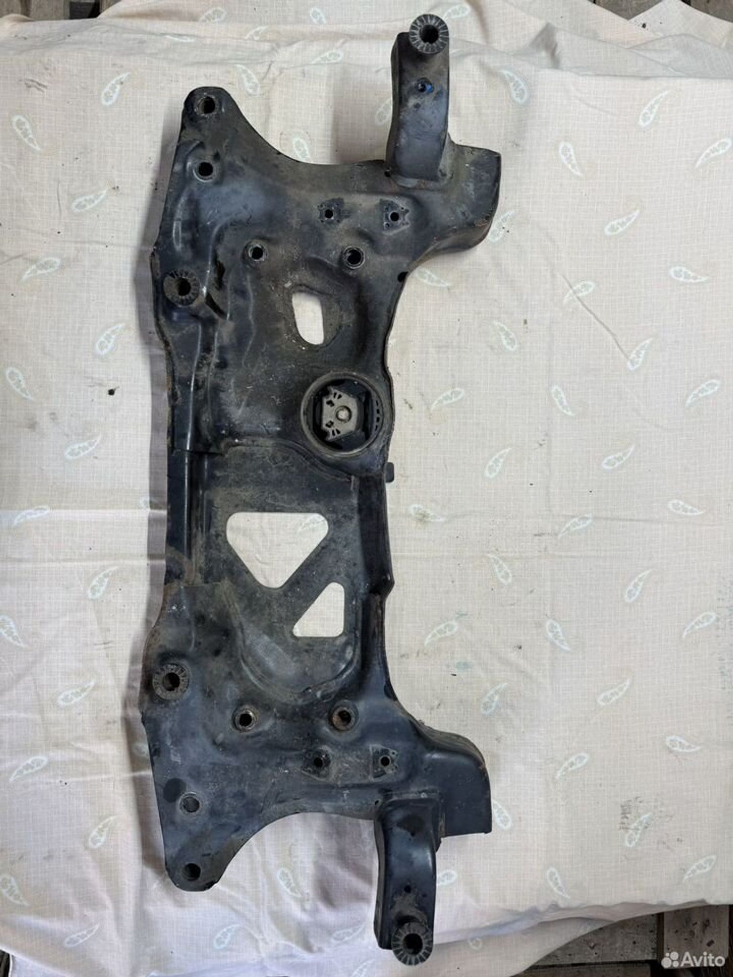 Подрамник передний Volkswagen Jetta 6, 6000 рублей, Семиозерка