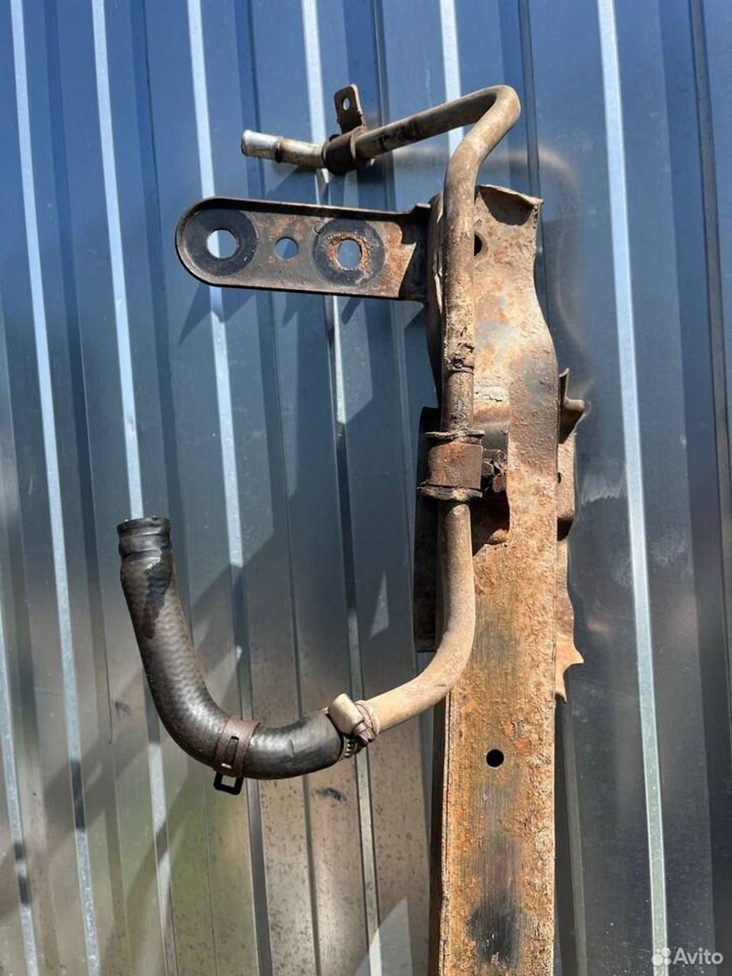 Нижняя балка телевизора chery bonus, 1500 рублей, Семиозерка