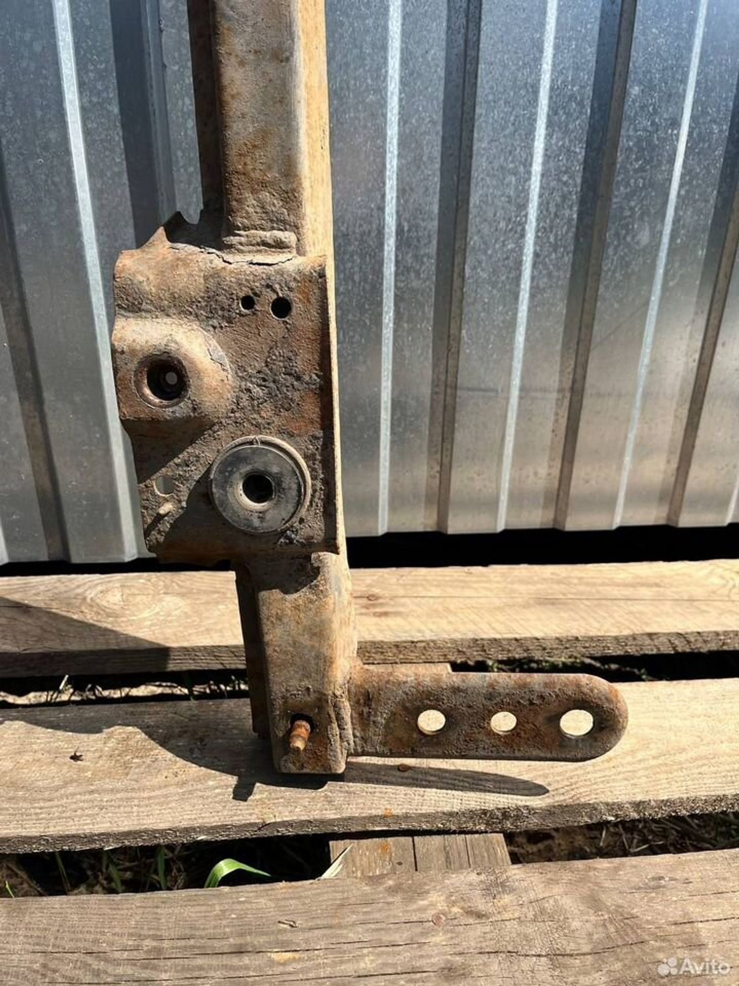 Нижняя балка телевизора chery bonus, 1500 рублей, Семиозерка